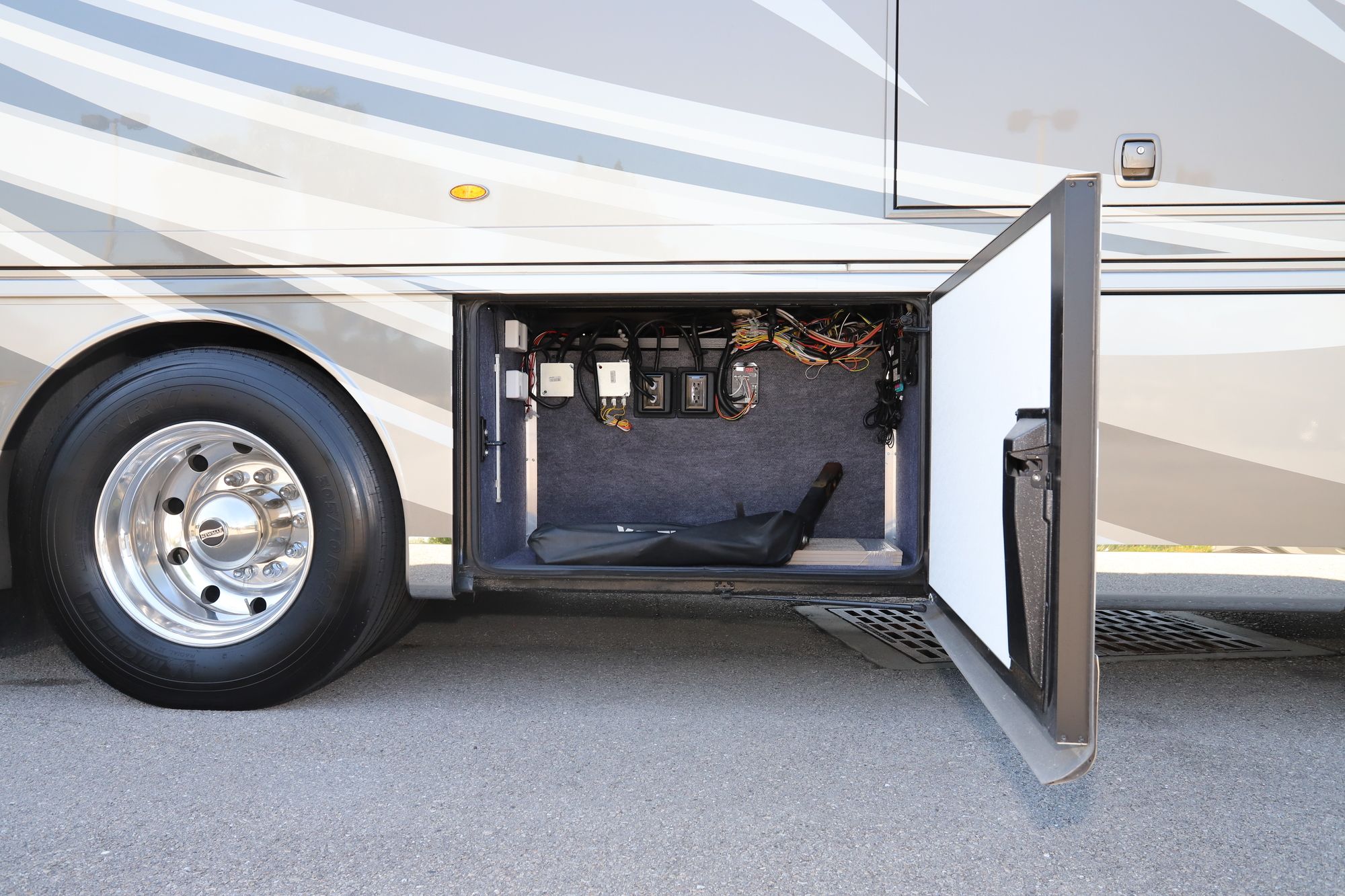 Used 2019 Newmar New Aire 3345 Class A  For Sale