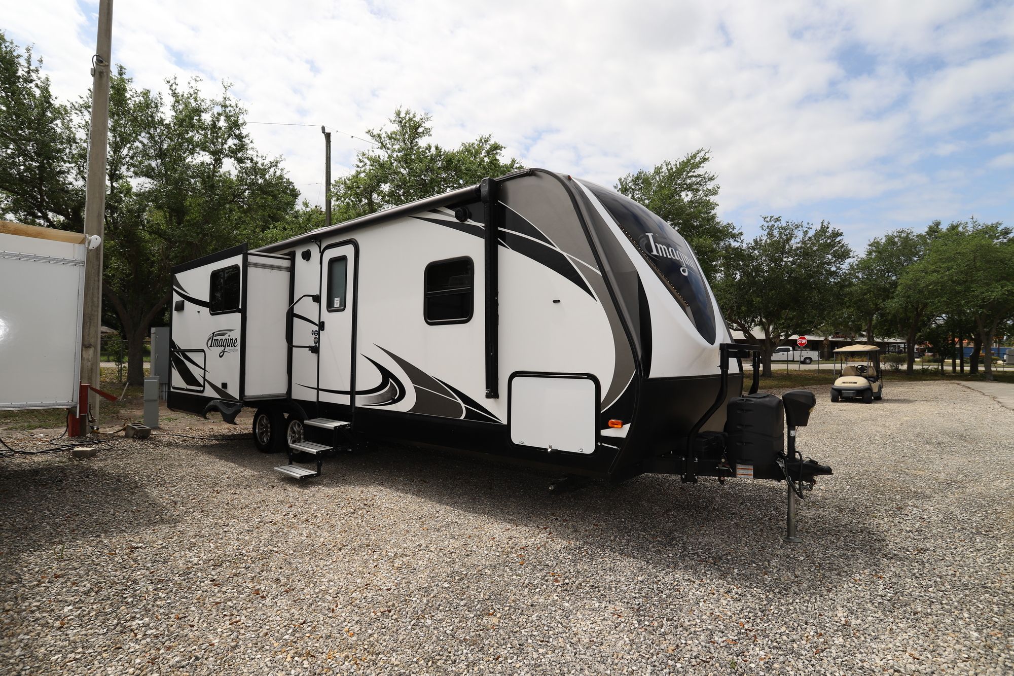 Used 2017 Grand Design Imagine 2650RK Travel Trailer  For Sale