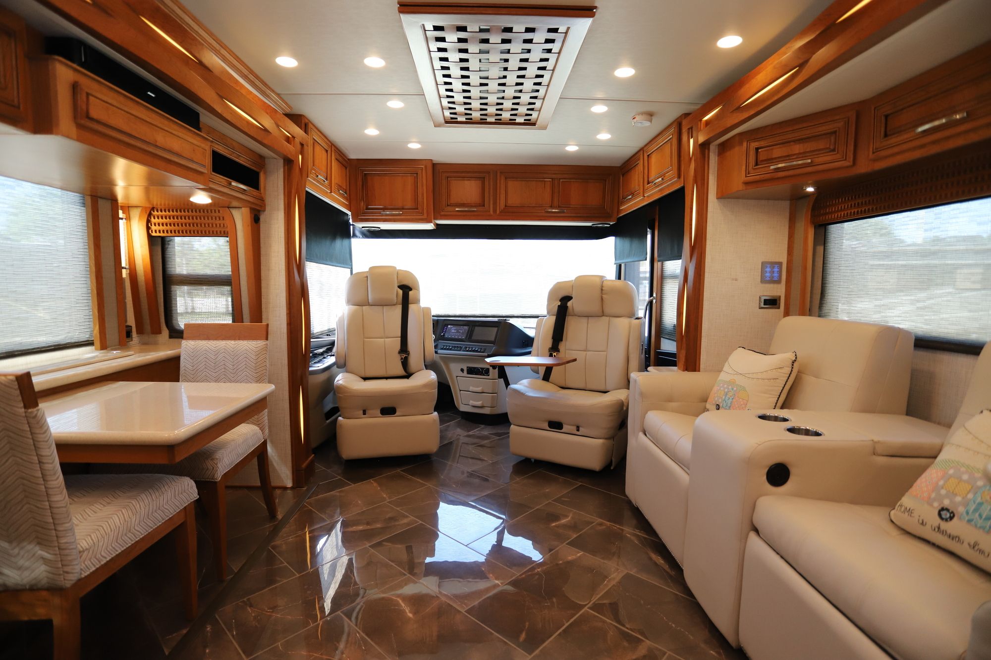 Used 2019 Newmar New Aire 3345 Class A  For Sale