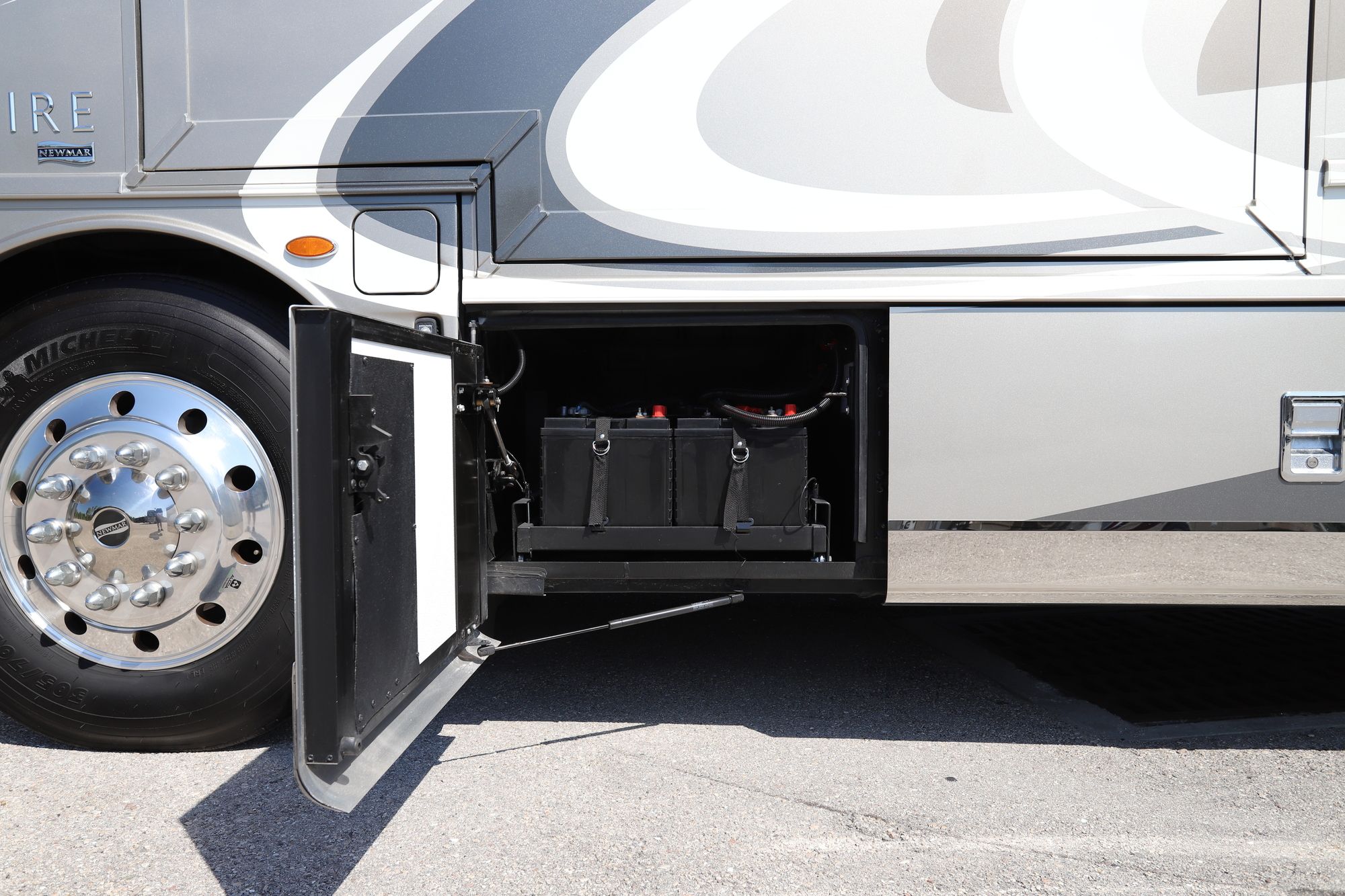 Used 2019 Newmar New Aire 3345 Class A  For Sale