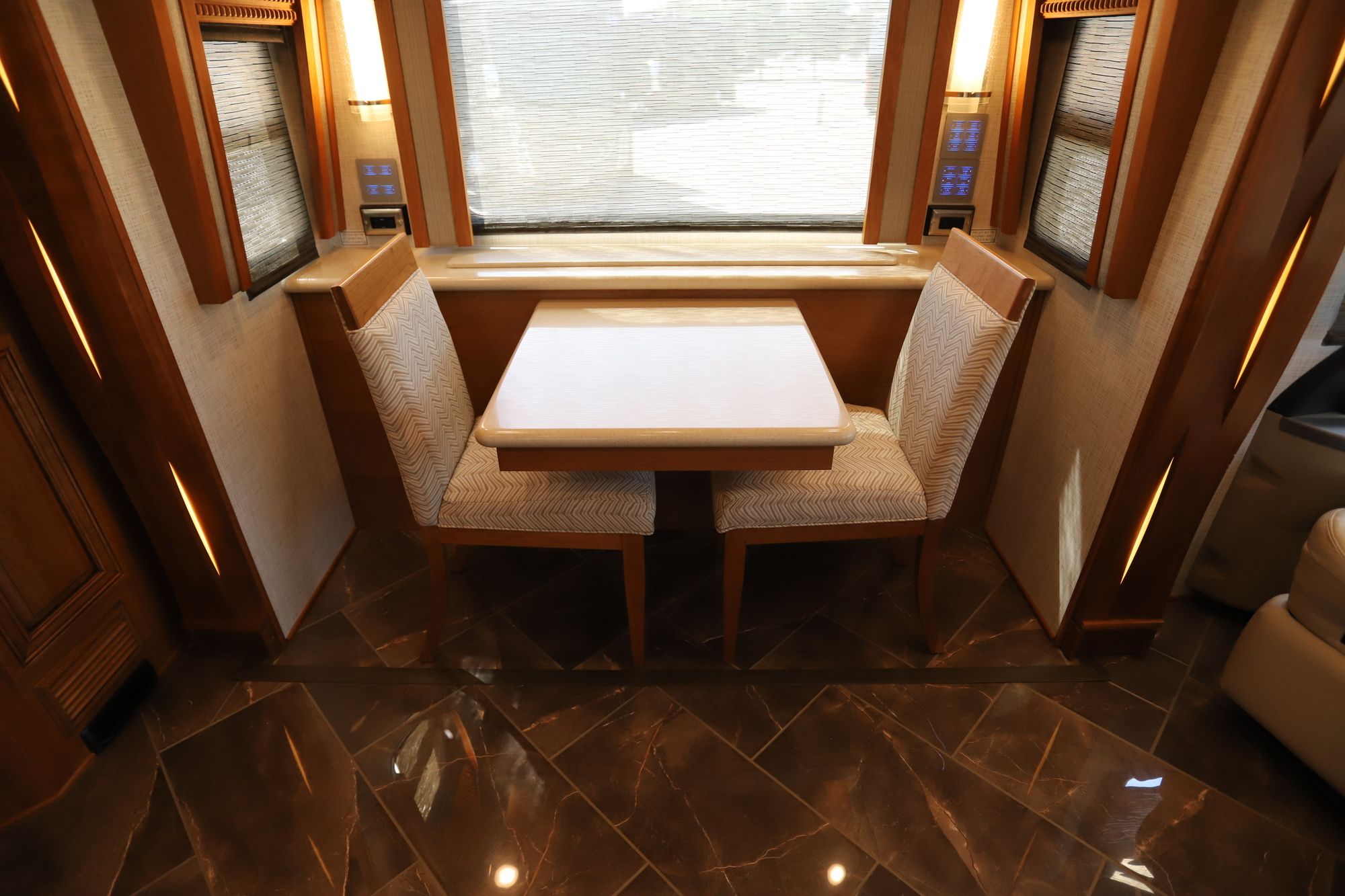 Used 2019 Newmar New Aire 3345 Class A  For Sale