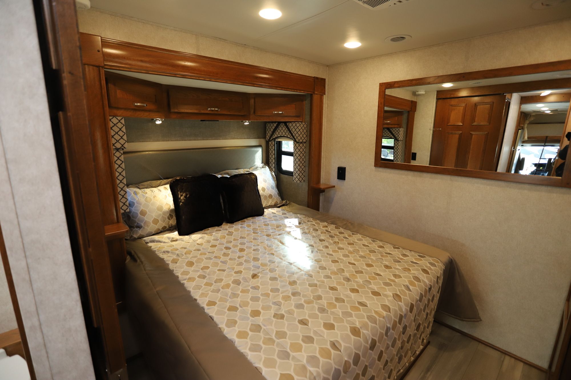 New 2021 Renegade Rv Valencia 35MB Super C  For Sale