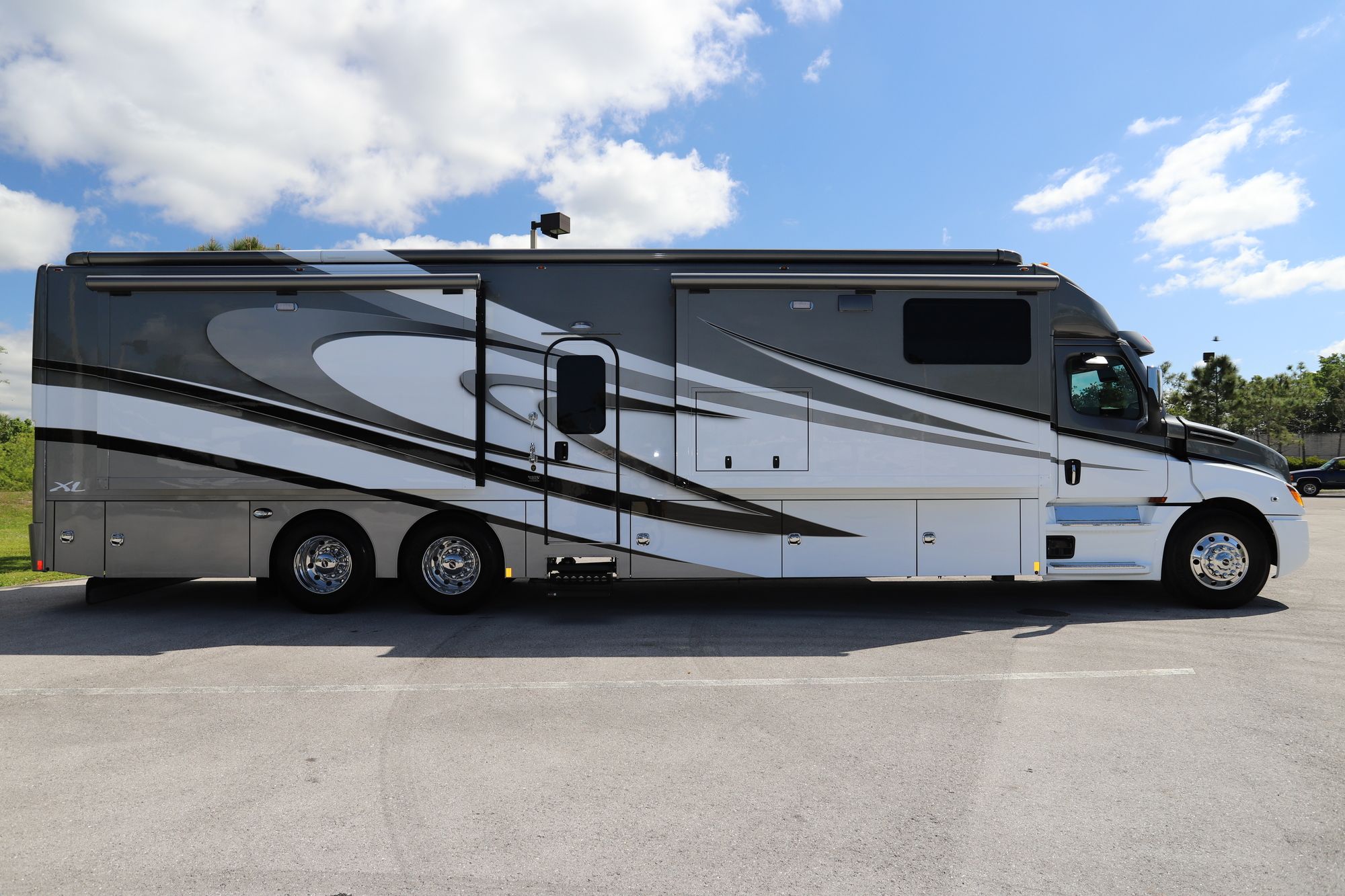 New 2021 Renegade Rv Xl X45QS Super C  For Sale