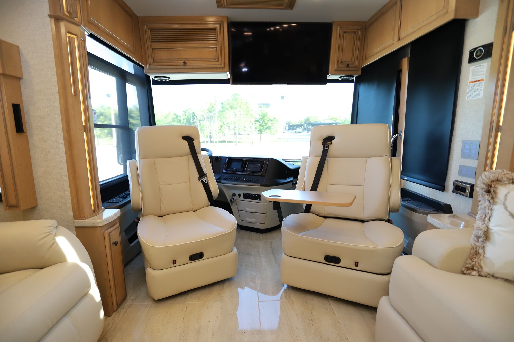 Used 2019 Newmar Dutch Star 4018 Class A  For Sale