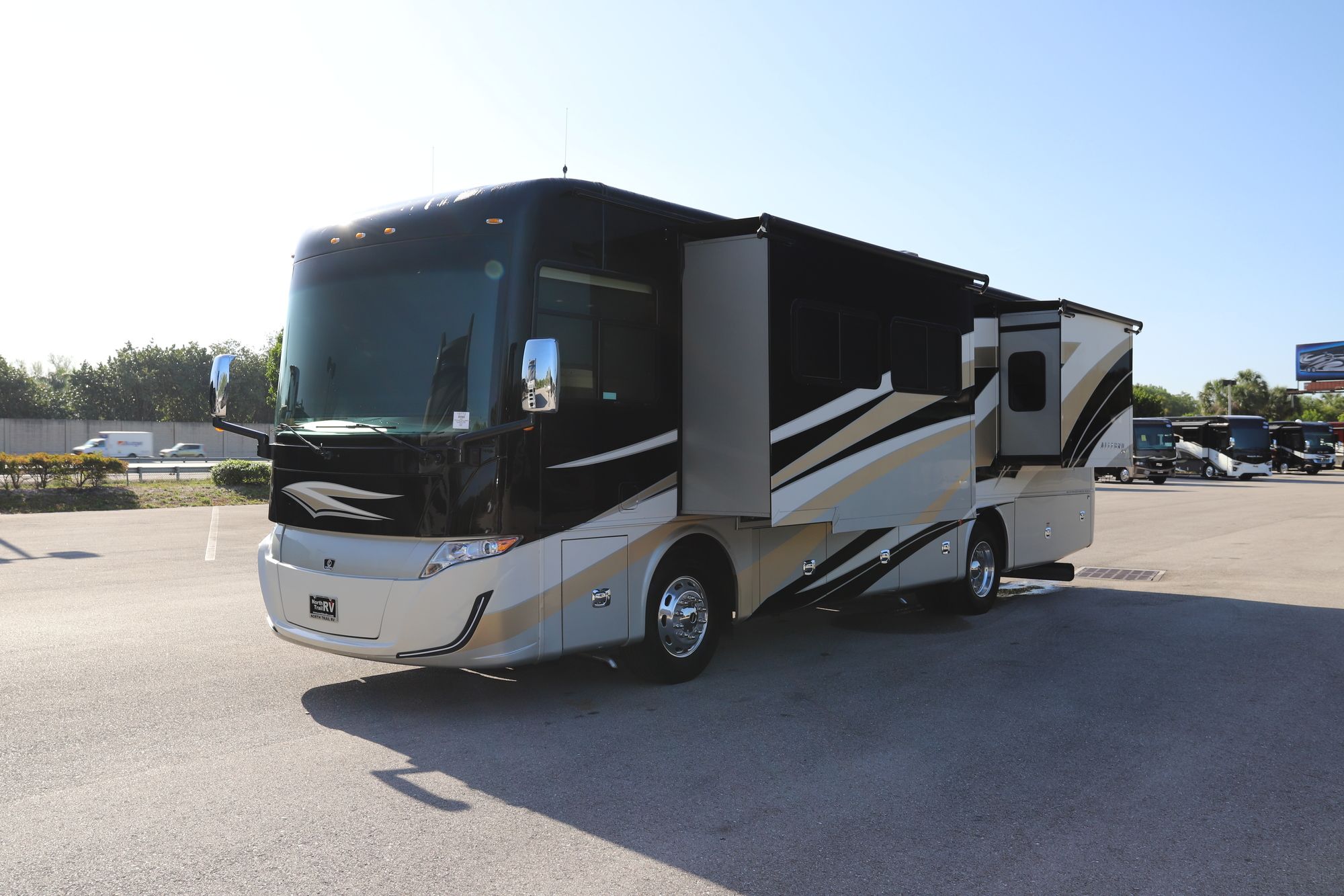 Used 2020 Tiffin Motor Homes Allegro Red 33AA Class A  For Sale