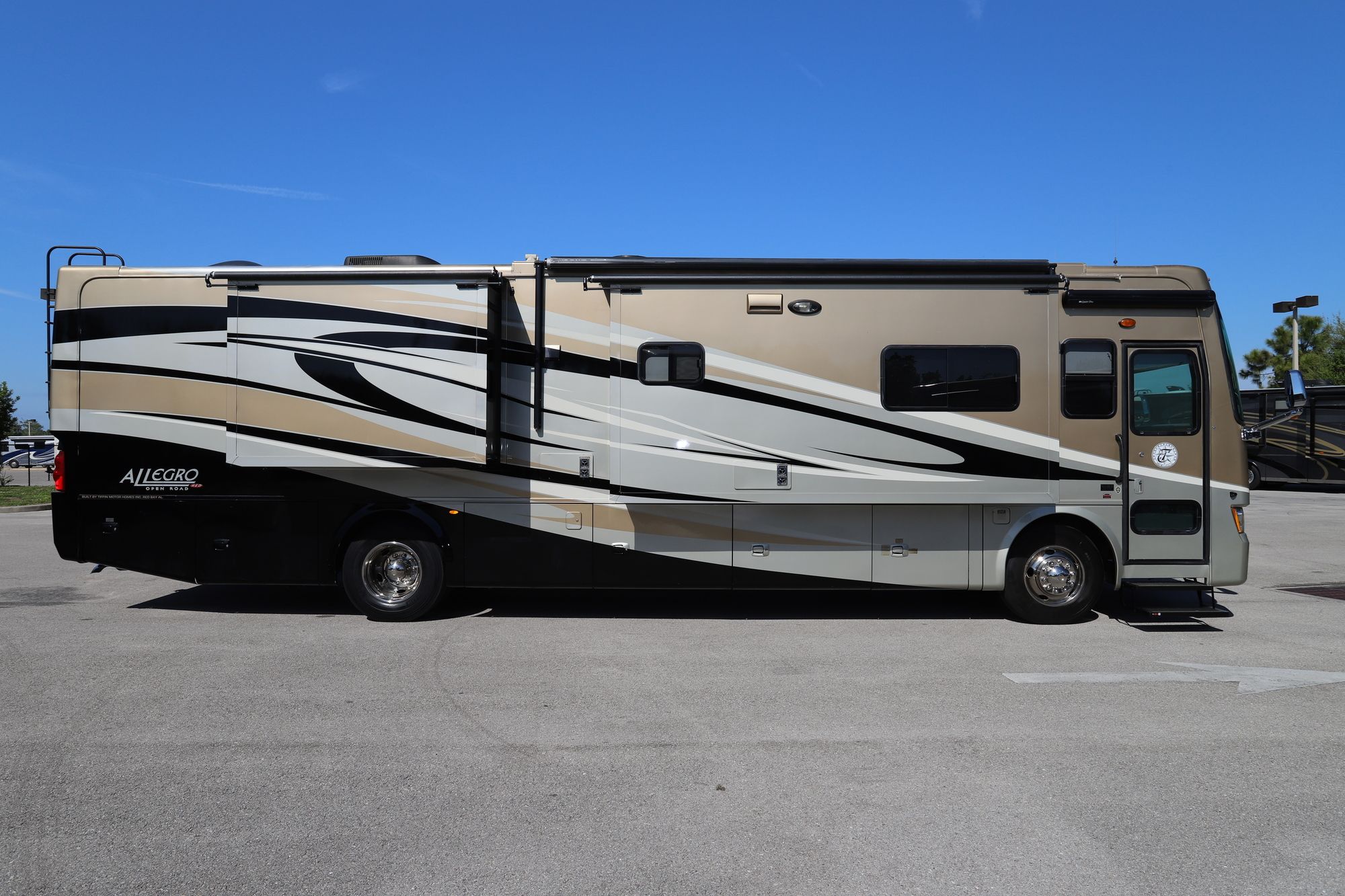 Used 2012 Tiffin Motor Homes Allegro Red 38QRA Class A  For Sale