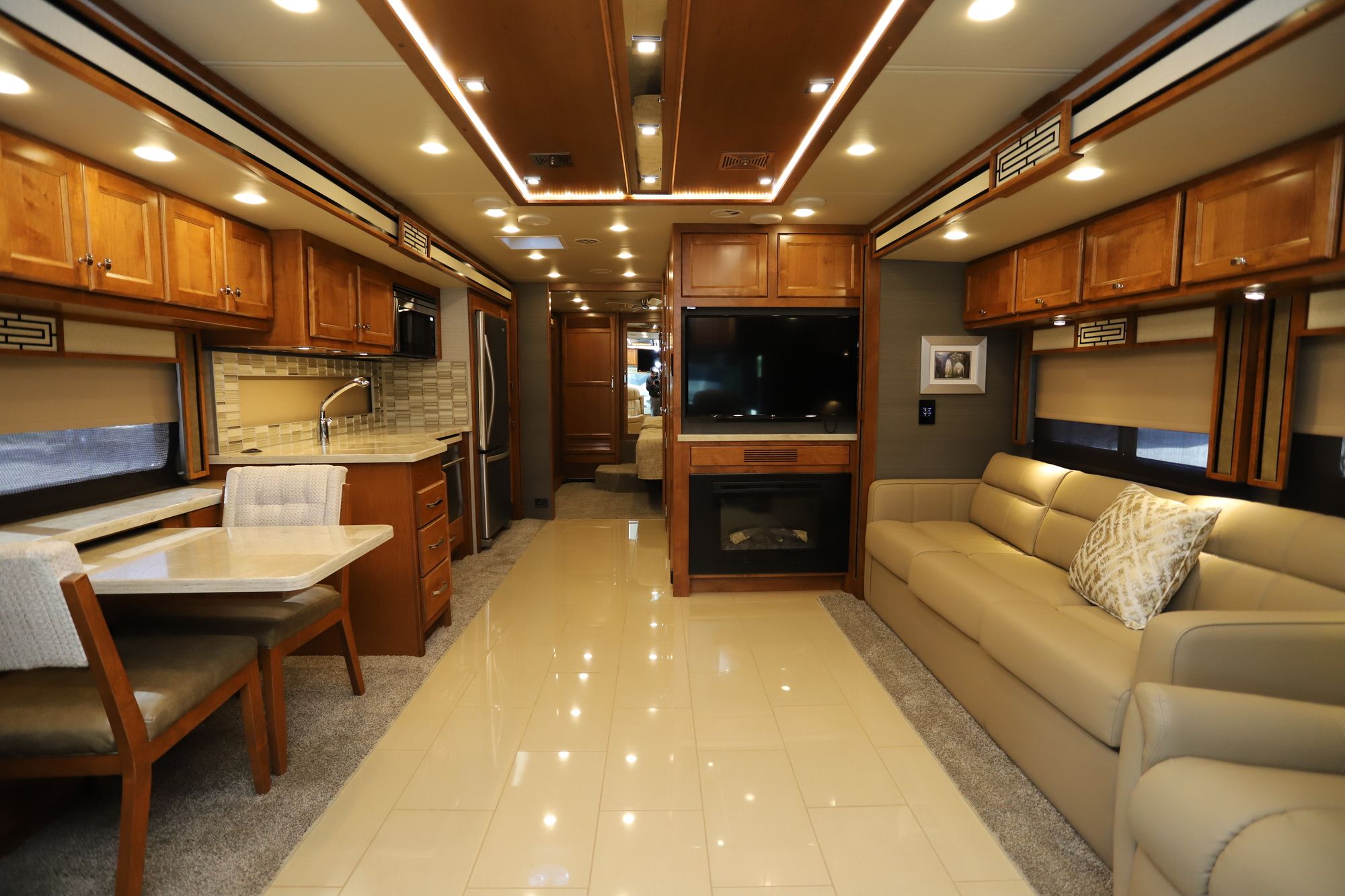 Used 2020 Tiffin Motor Homes Allegro Red 33AA Class A  For Sale