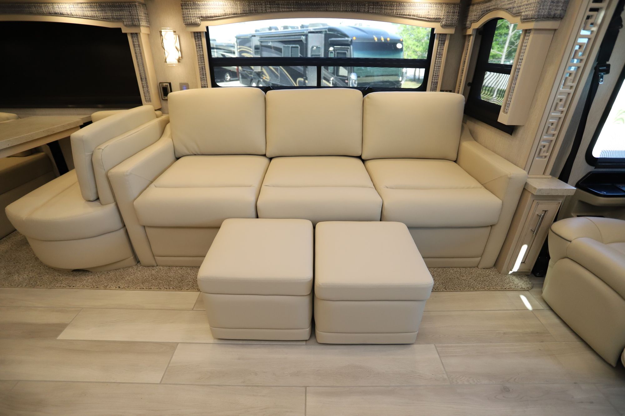 New 2021 Newmar Ventana 4326 Class A  For Sale