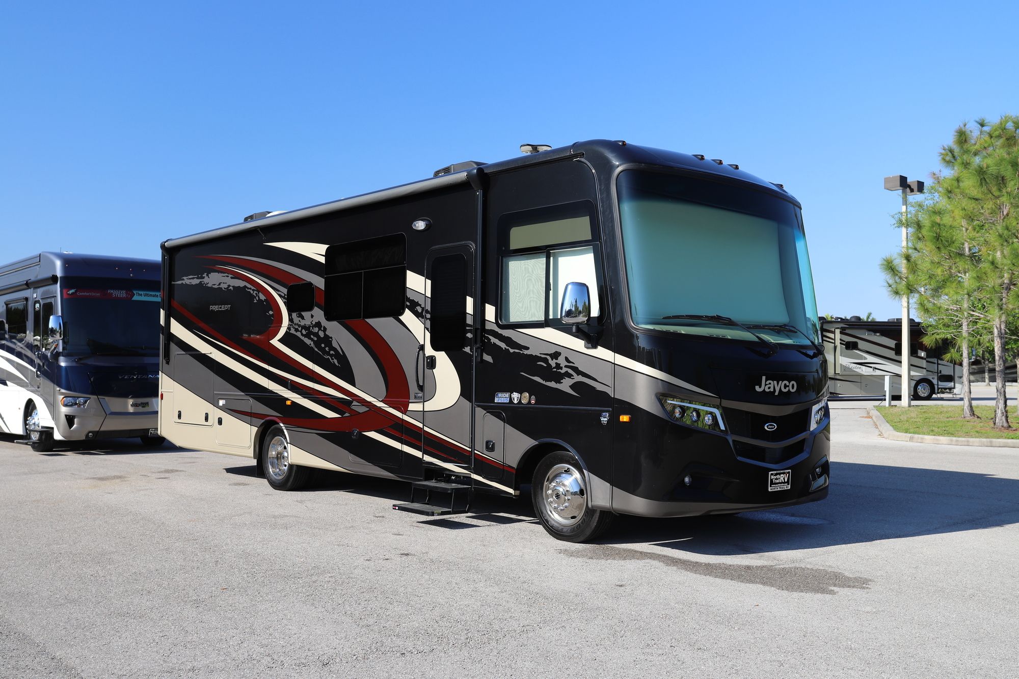 Used 2019 Jayco Precept 29V Class A  For Sale