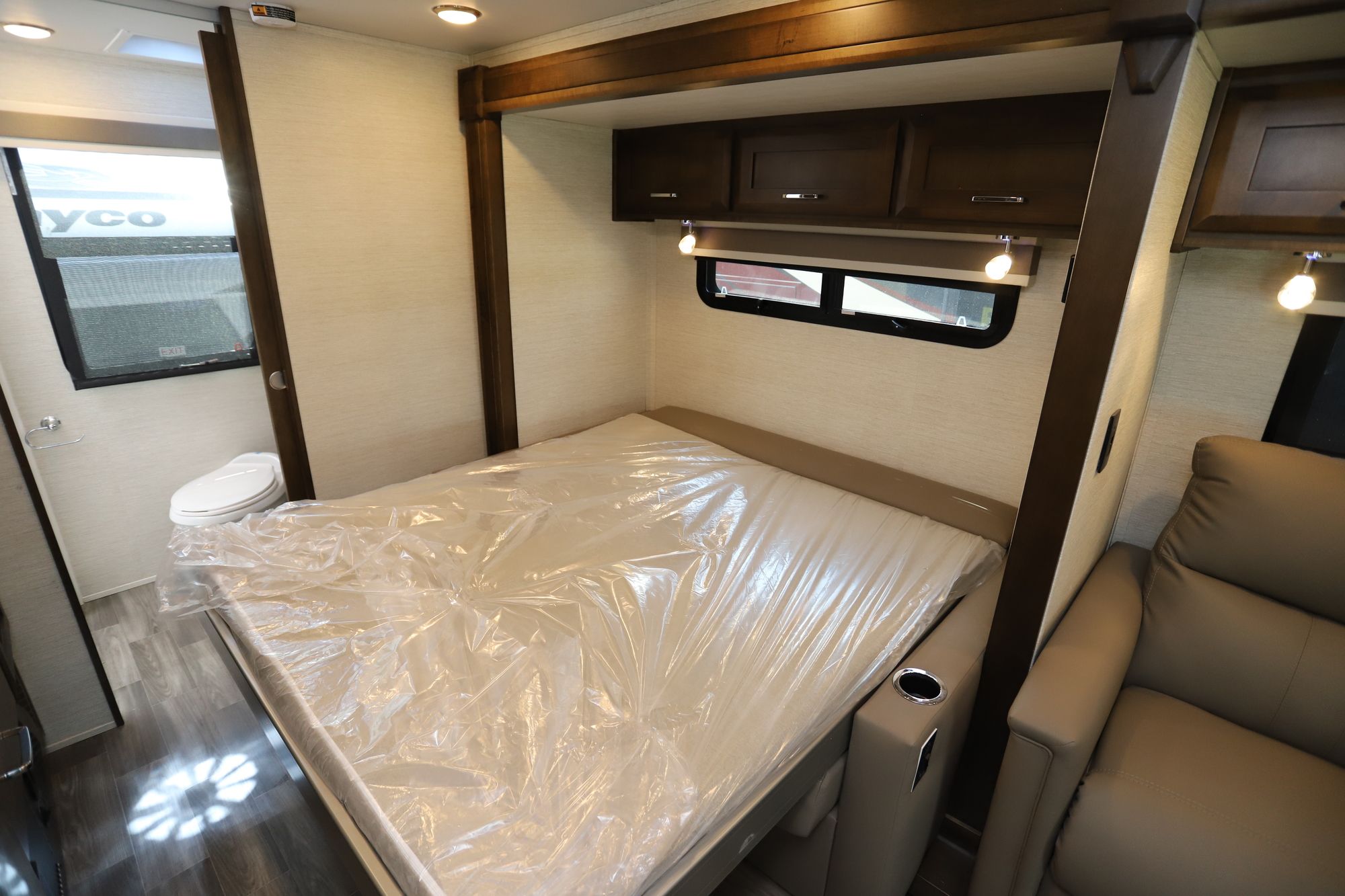 New 2021 Tiffin Motor Homes Wayfarer 25RW Class C  For Sale