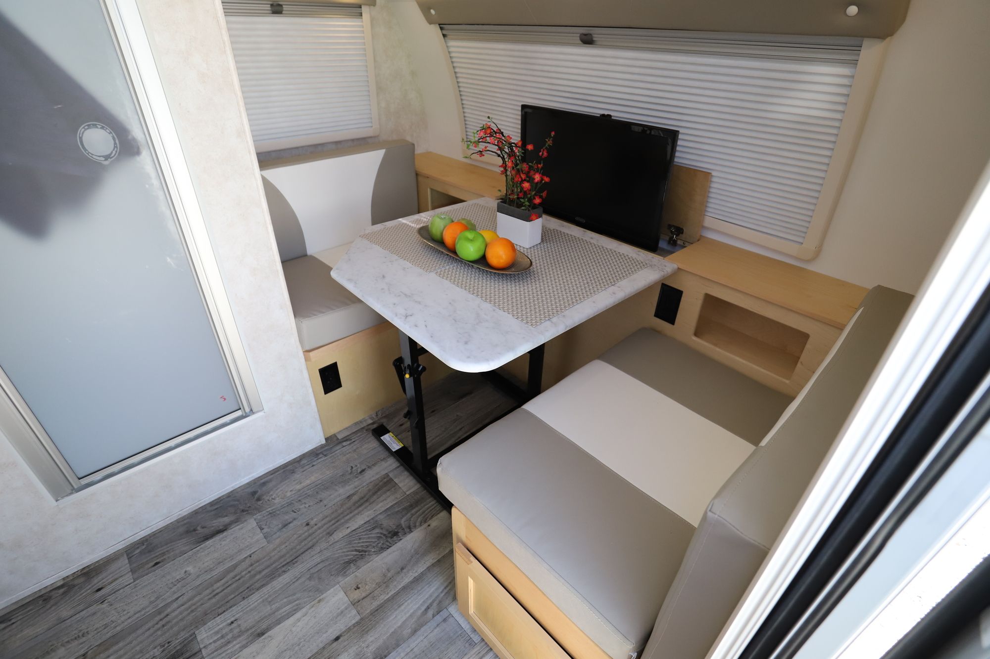 Used 2020 Lil Guy Max 21 Travel Trailer  For Sale