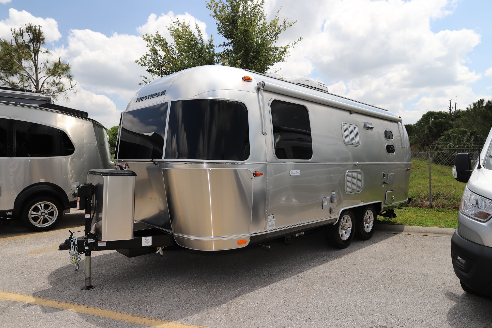 New 2021 Airstream Flying Cloud 23FB Travel Trailer  For Sale