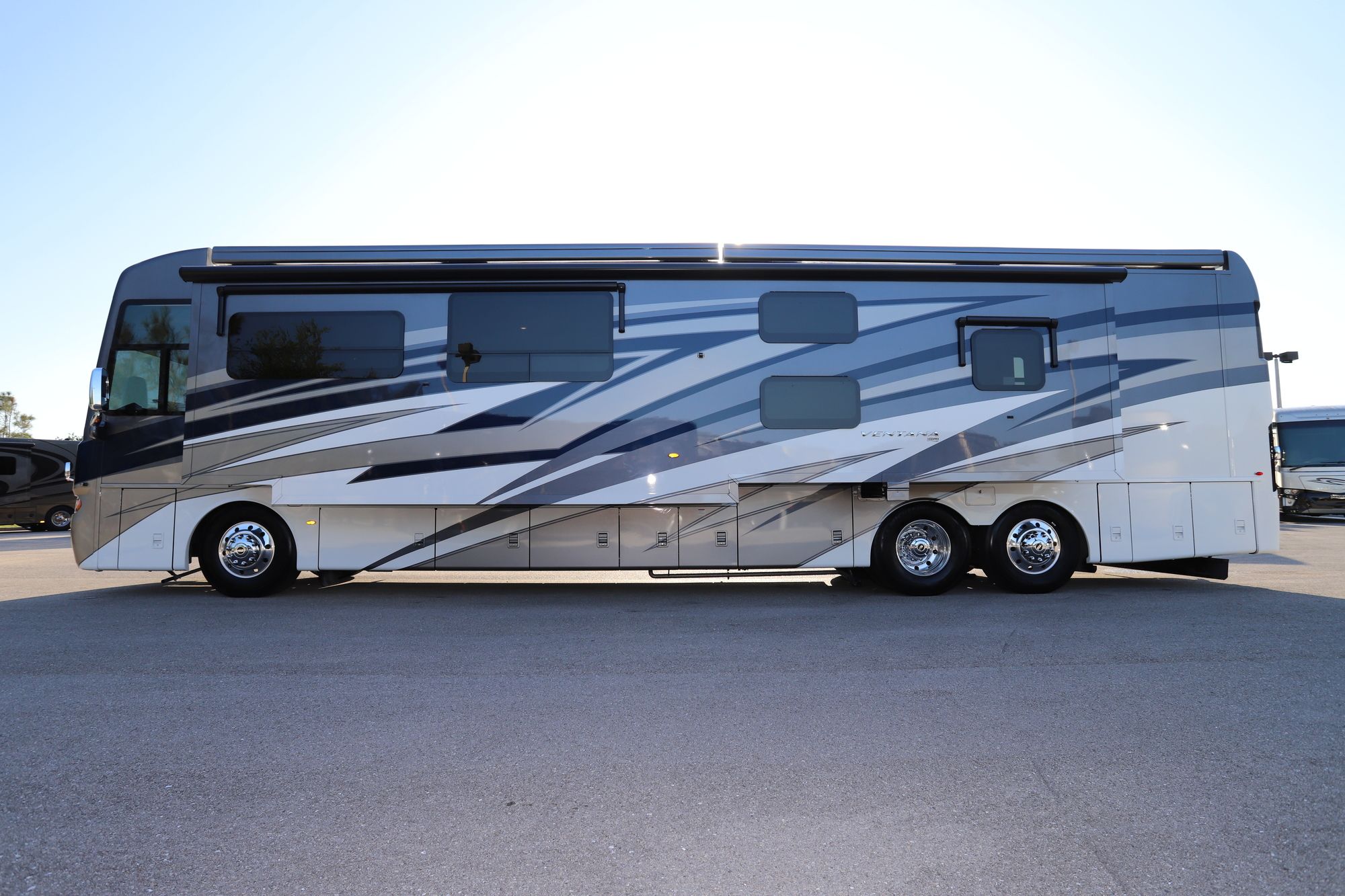 New 2021 Newmar Ventana 4326 Class A  For Sale