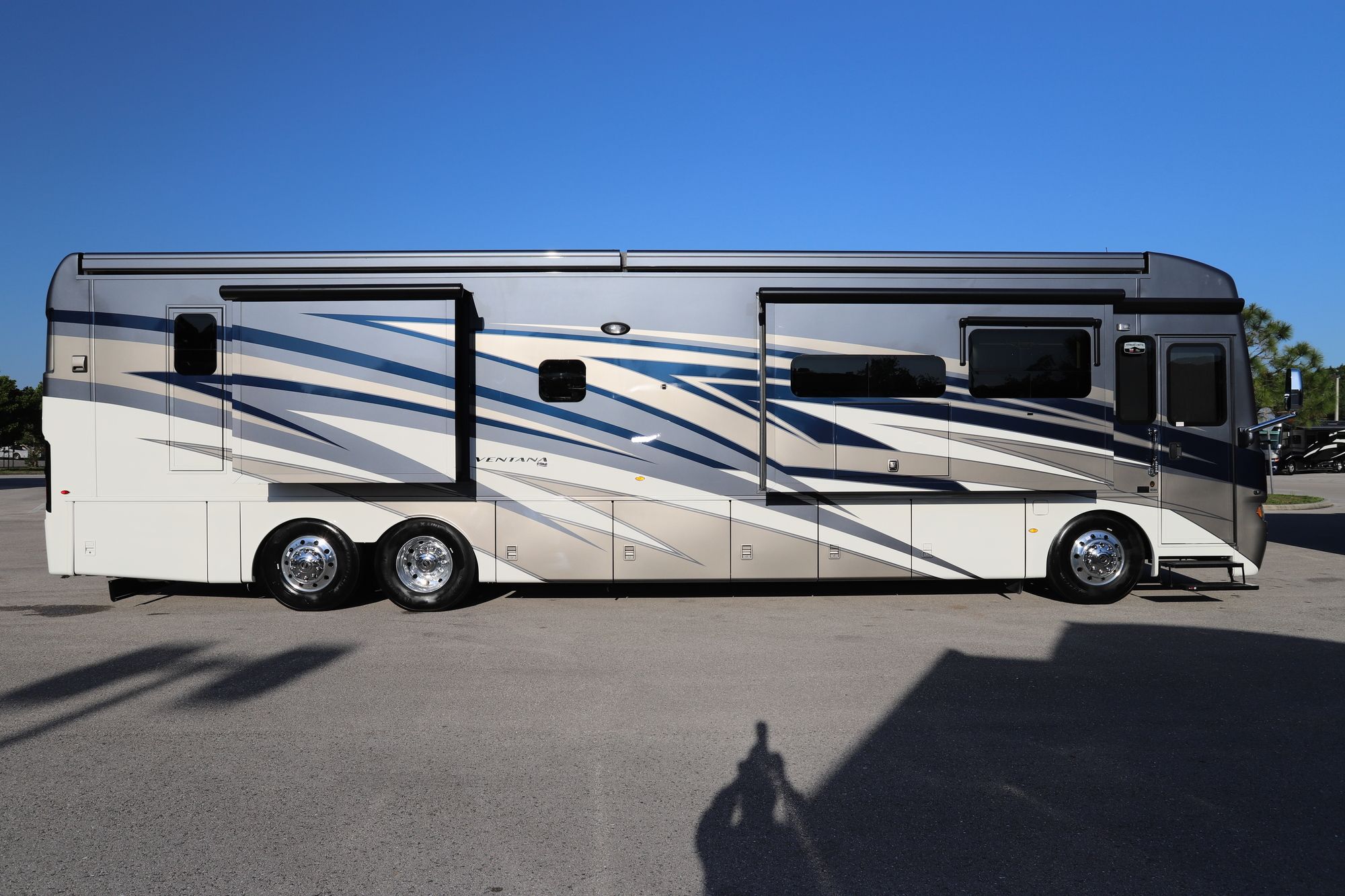 New 2021 Newmar Ventana 4326 Class A  For Sale