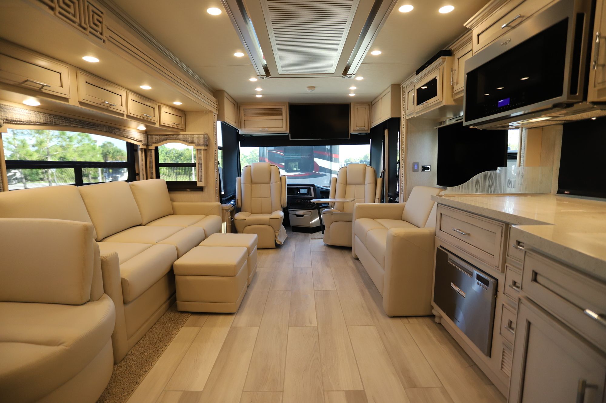 New 2021 Newmar Ventana 4326 Class A  For Sale