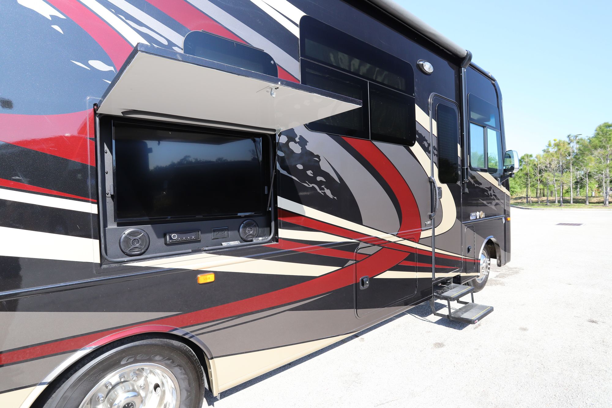 Used 2019 Jayco Precept 29V Class A  For Sale