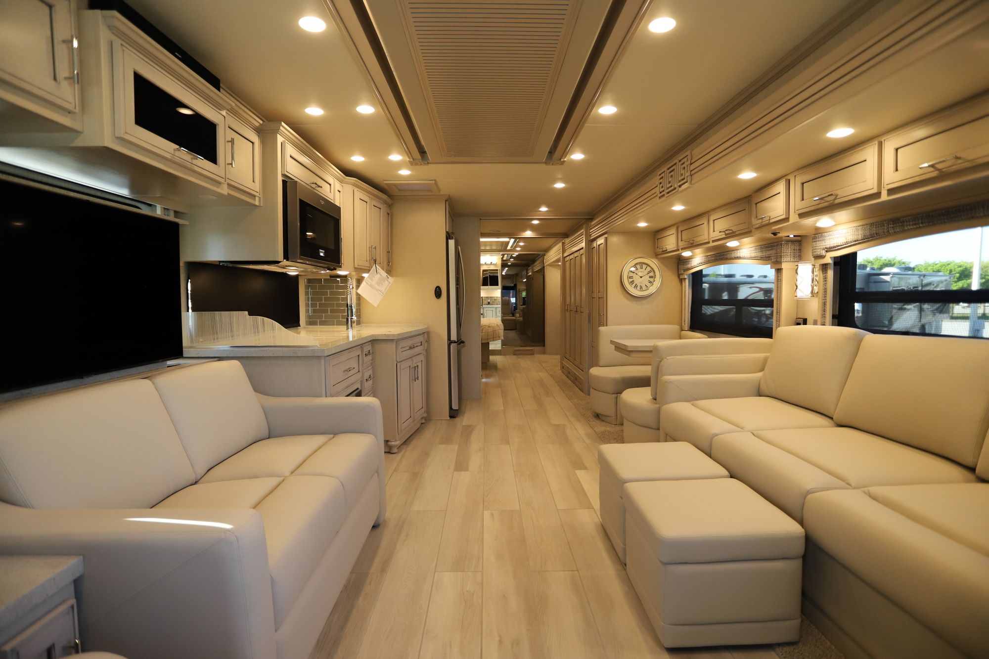 New 2021 Newmar Ventana 4326 Class A  For Sale