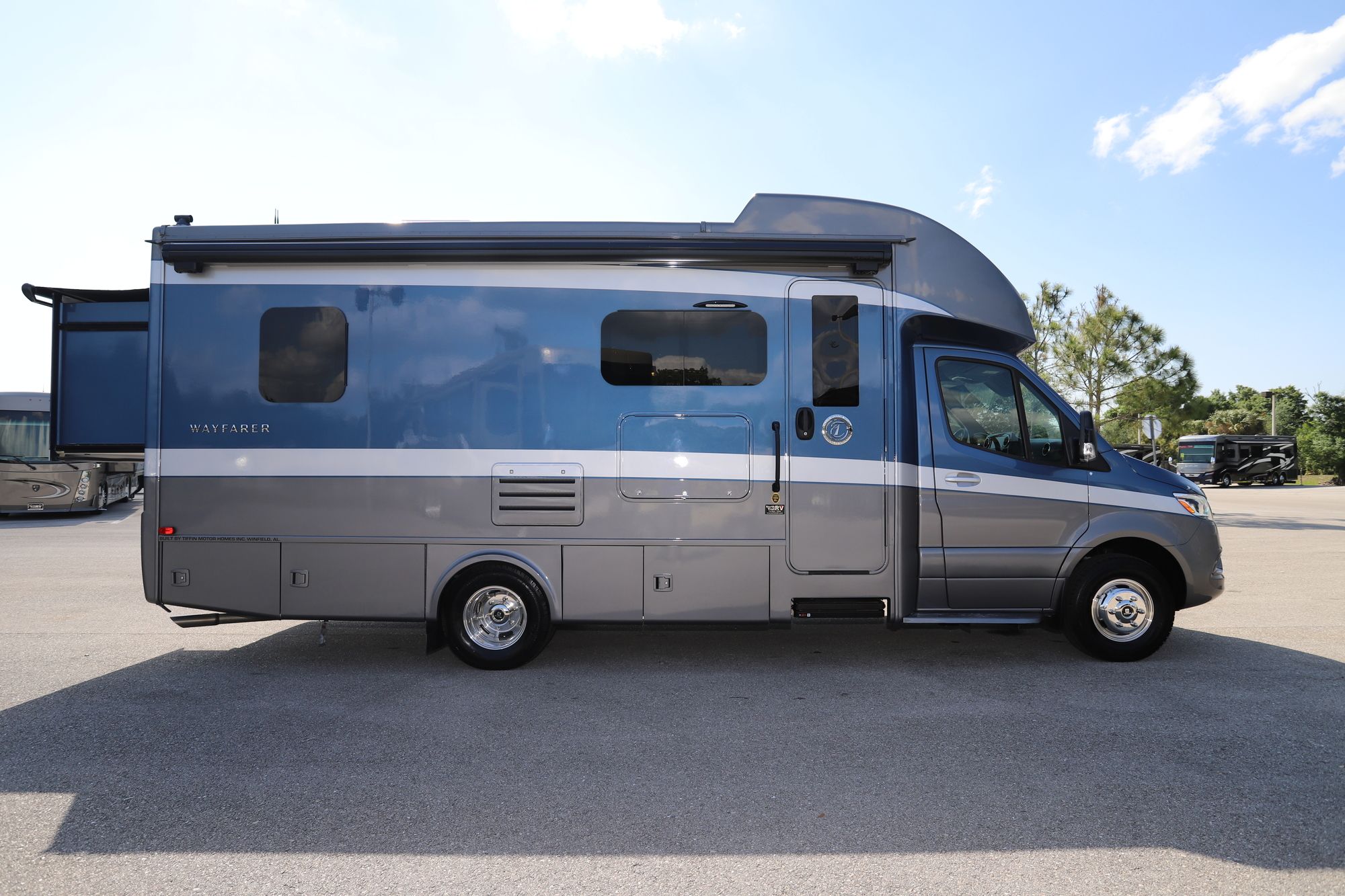 New 2021 Tiffin Motor Homes Wayfarer 25SW Class C  For Sale