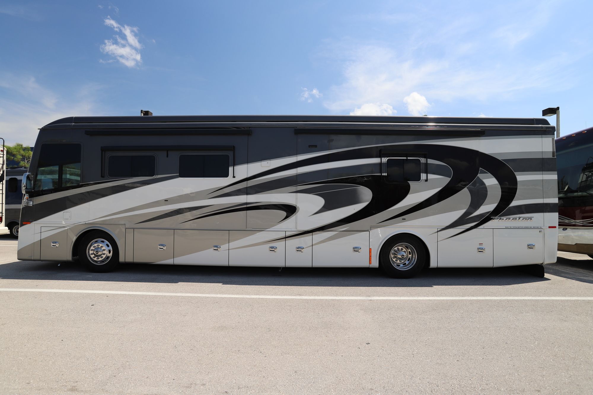 New 2021 Tiffin Motor Homes Phaeton 40AH Class A  For Sale