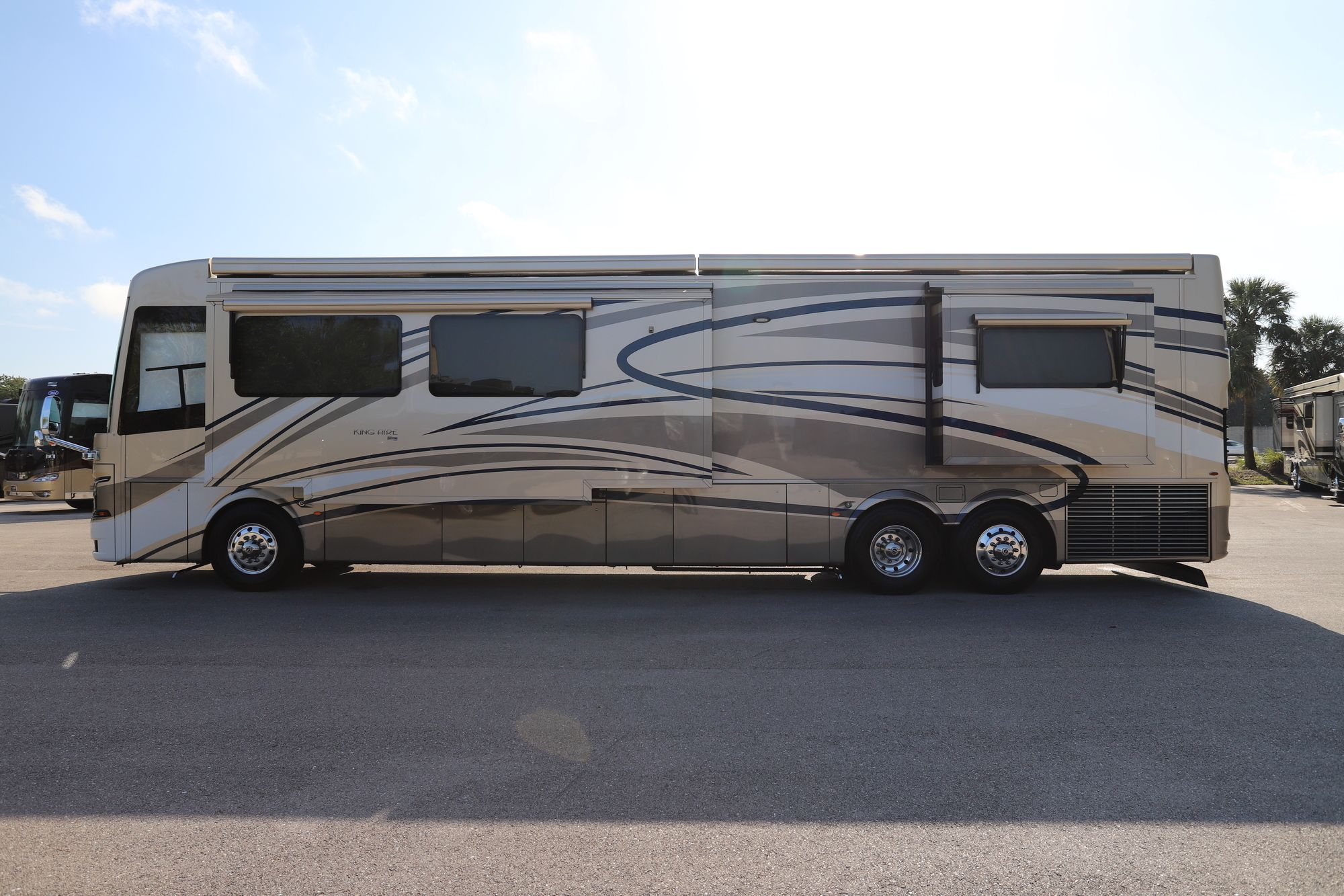 Used 2019 Newmar King Aire 4550 Class A  For Sale