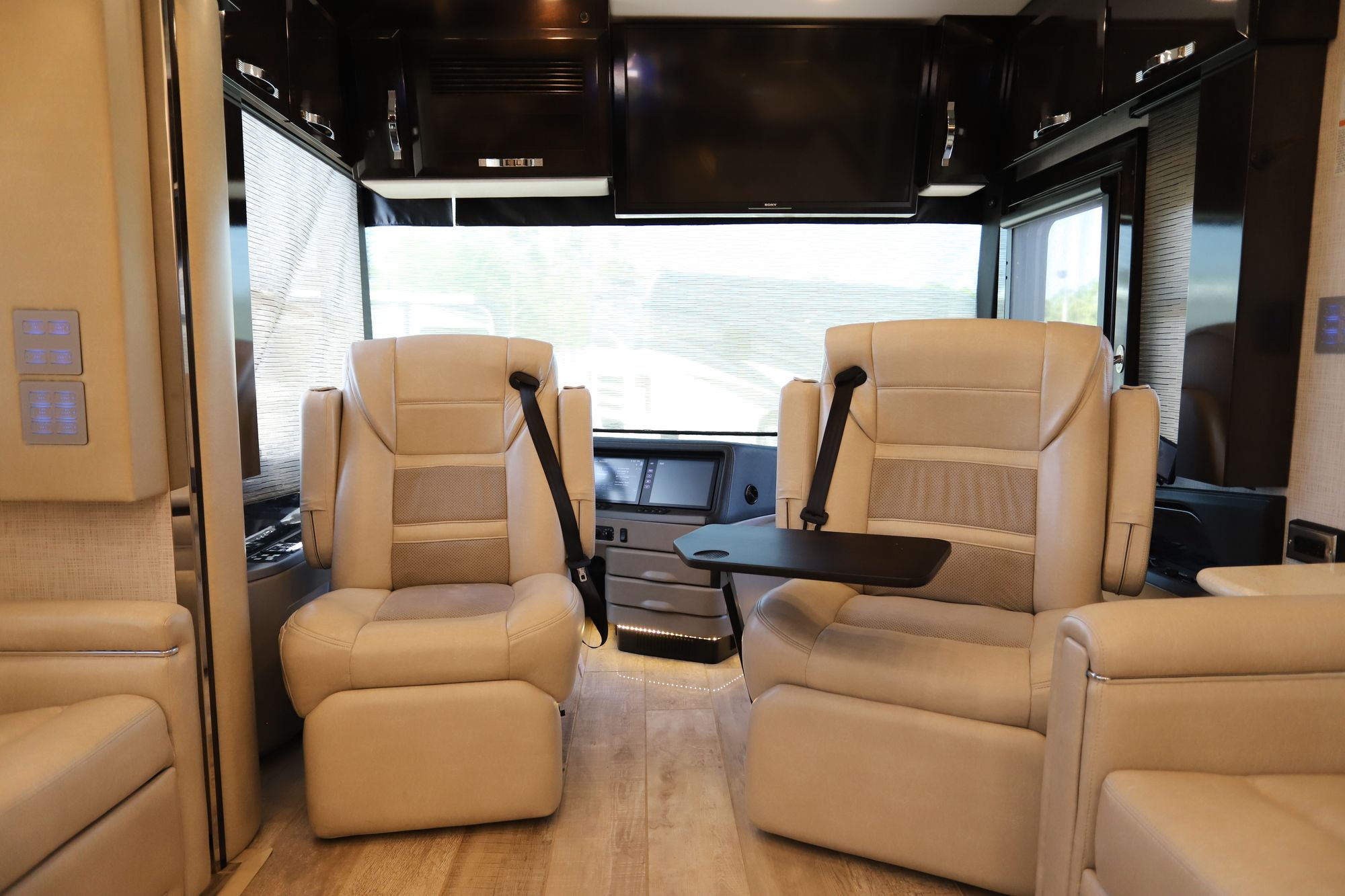 Used 2019 Newmar King Aire 4550 Class A  For Sale