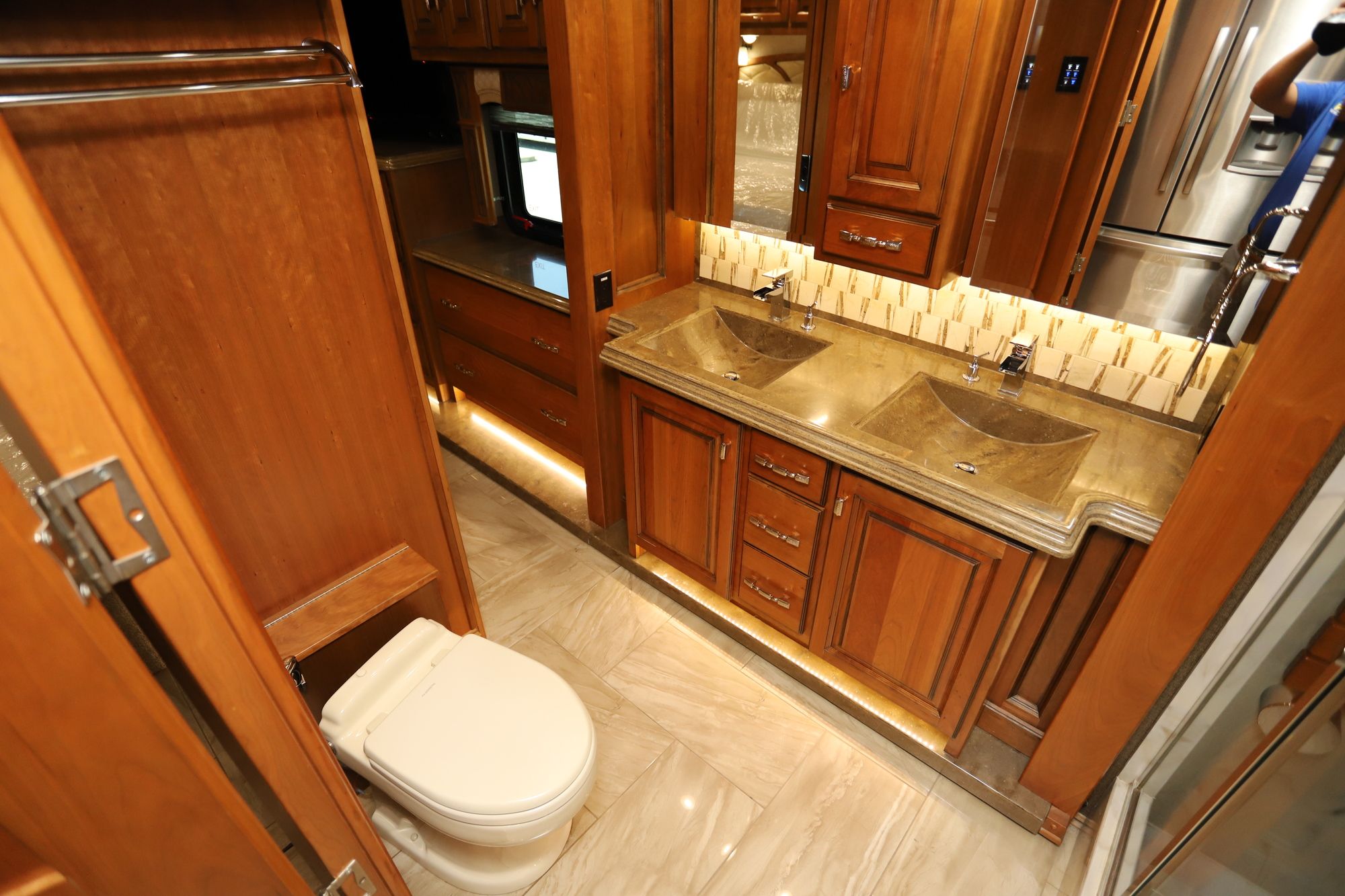 Used 2017 Tiffin Motor Homes Allegro Bus 40AP Class A  For Sale