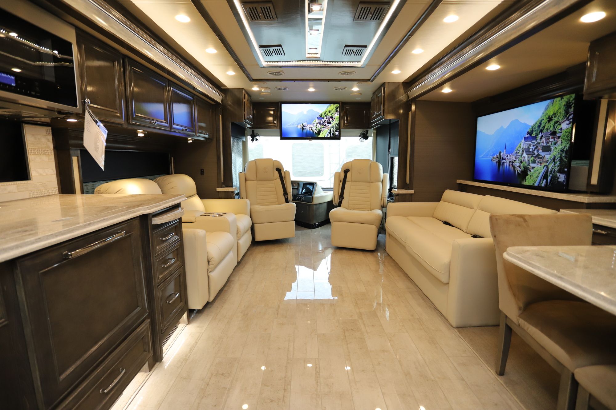 New 2021 Tiffin Motor Homes Phaeton 40IH Class A  For Sale