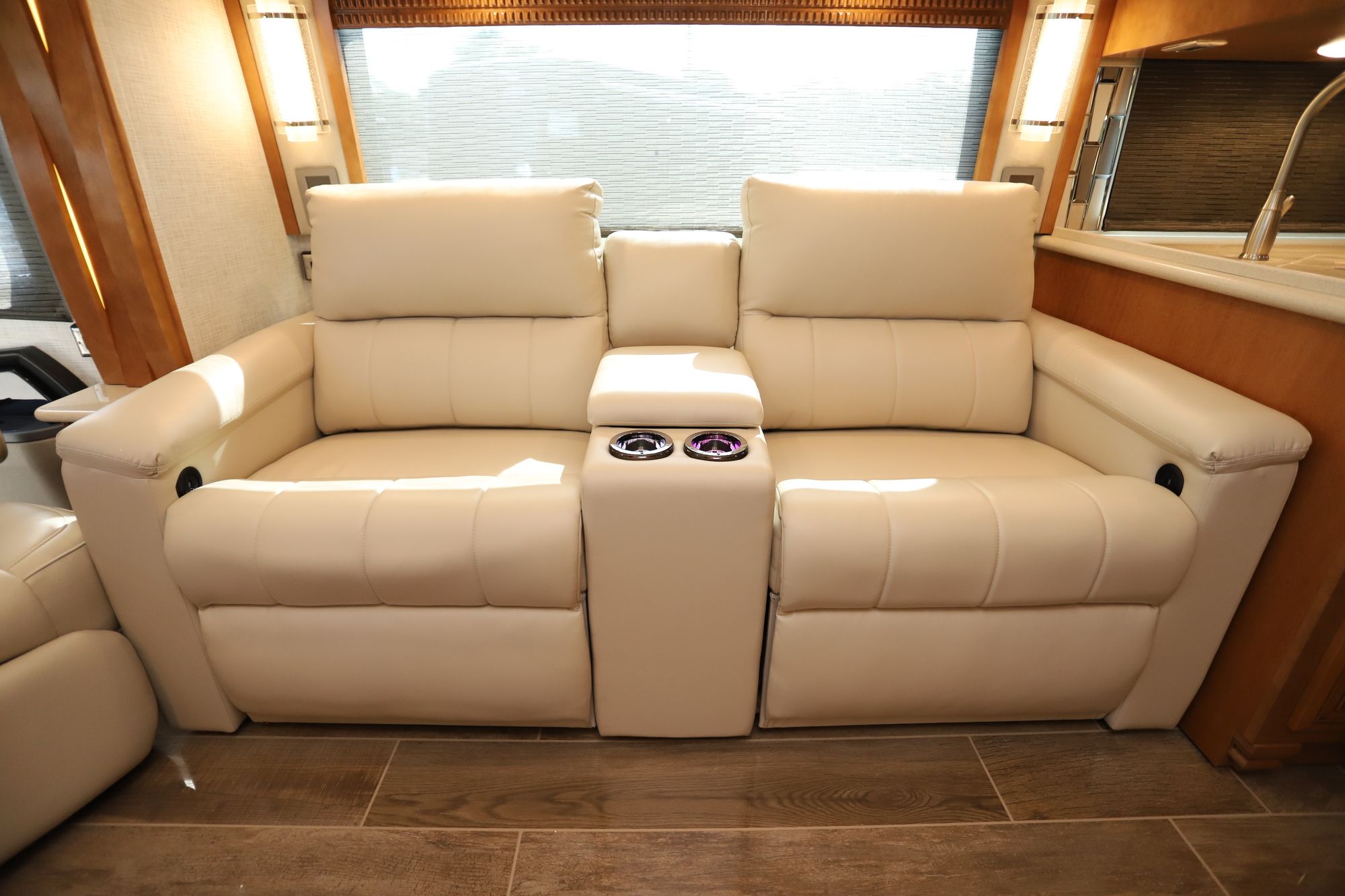 New 2021 Newmar New Aire 3545 Class A  For Sale