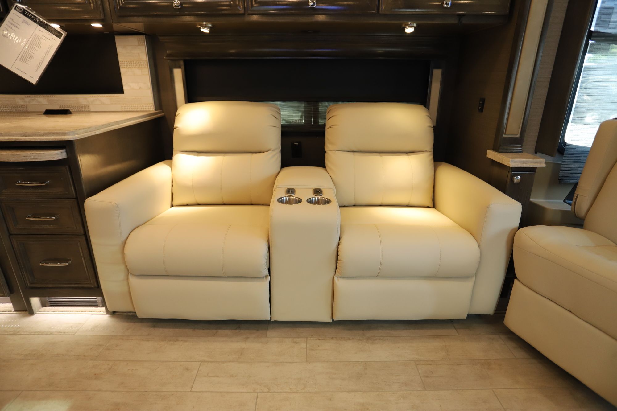 New 2021 Tiffin Motor Homes Phaeton 40IH Class A  For Sale