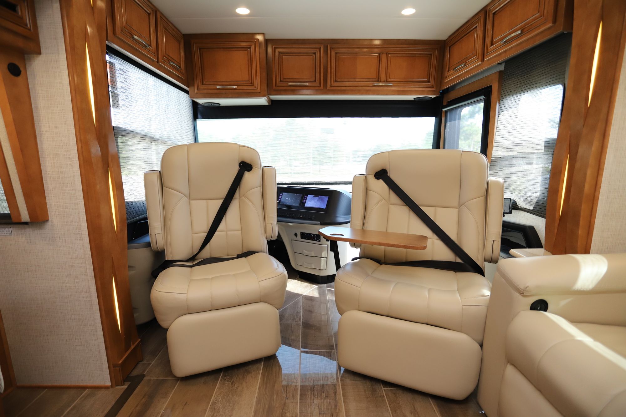 New 2021 Newmar New Aire 3545 Class A  For Sale