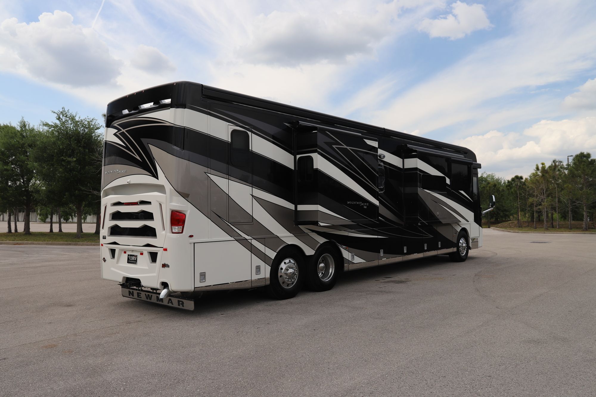 New 2021 Newmar Mountain Aire 4535 Class A  For Sale