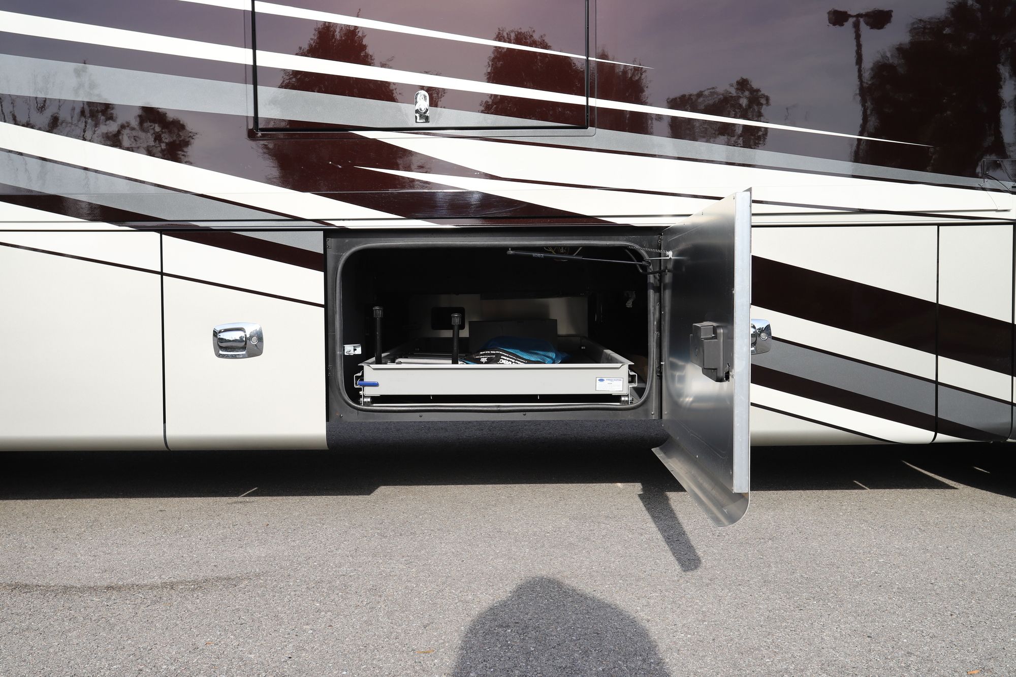 New 2021 Tiffin Motor Homes Phaeton 36SH Class A  For Sale