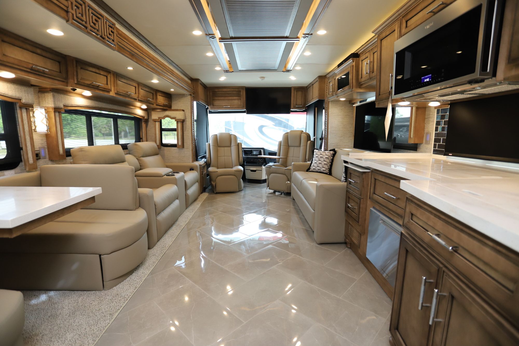 New 2021 Newmar Ventana 4369 Class A  For Sale