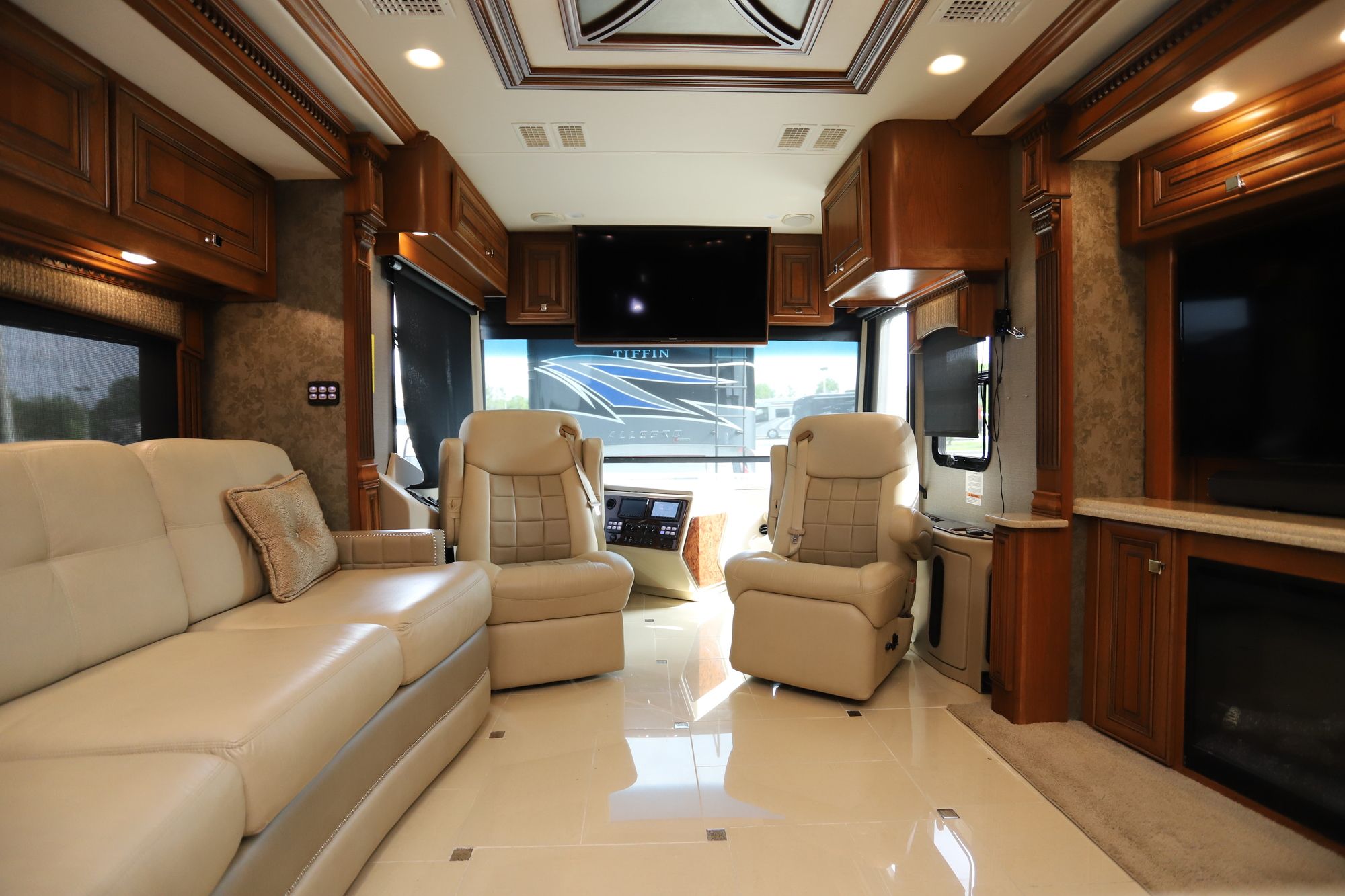 Used 2016 Monaco Dynasty 45P Class A  For Sale