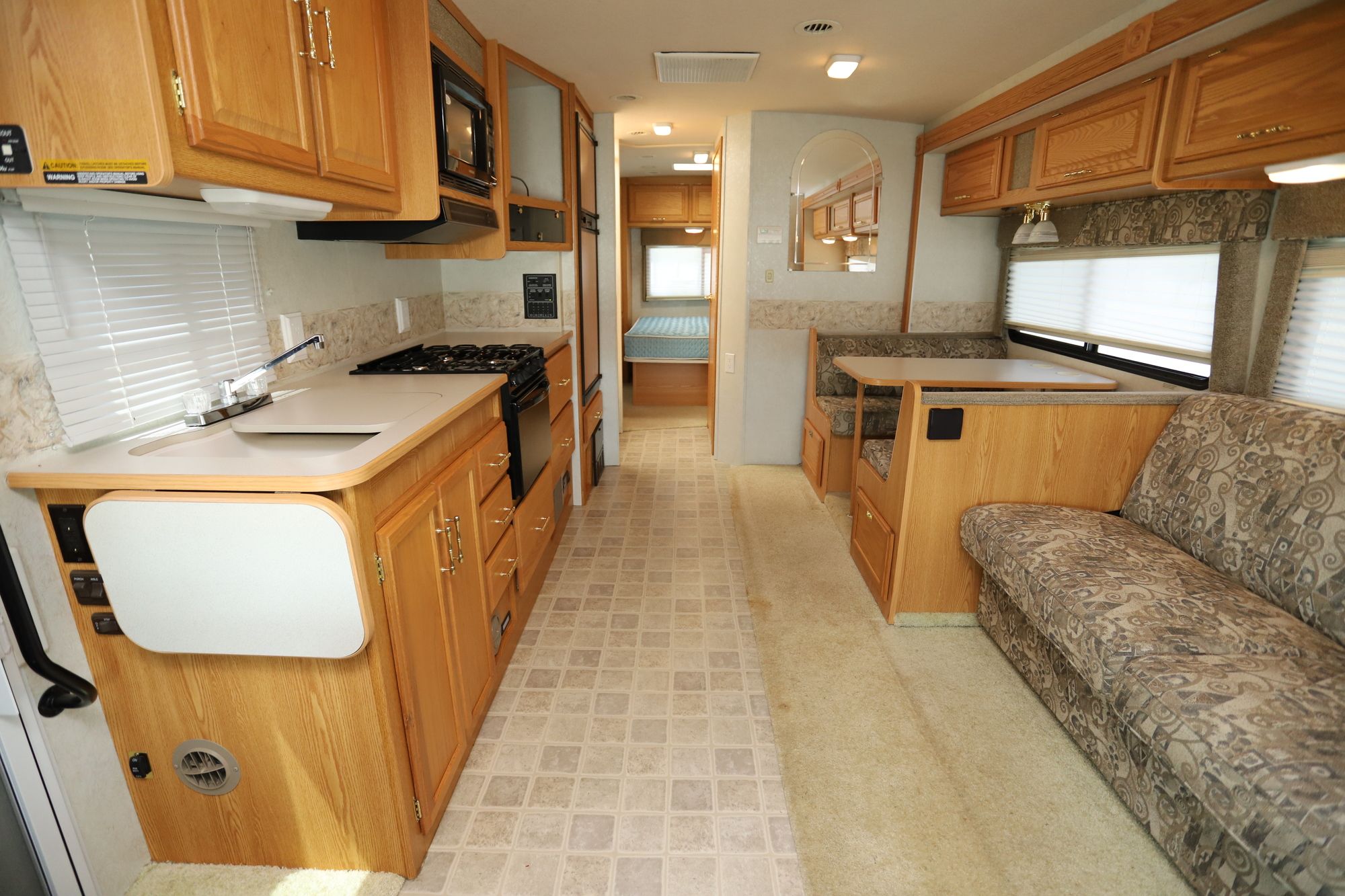 Used 2005 Winnebago Minnie 31C Class C  For Sale