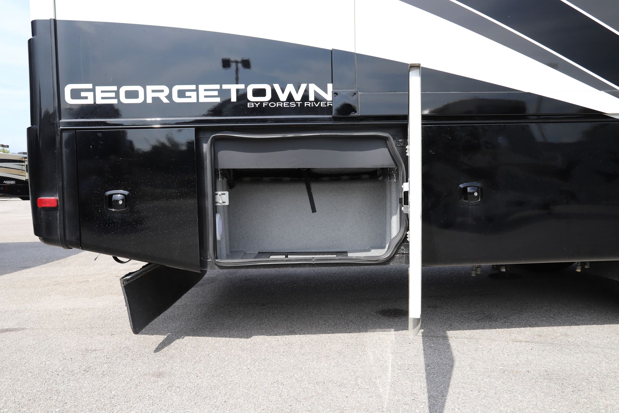 Used 2019 Forest River Georgetown Xl 369DS Class A  For Sale