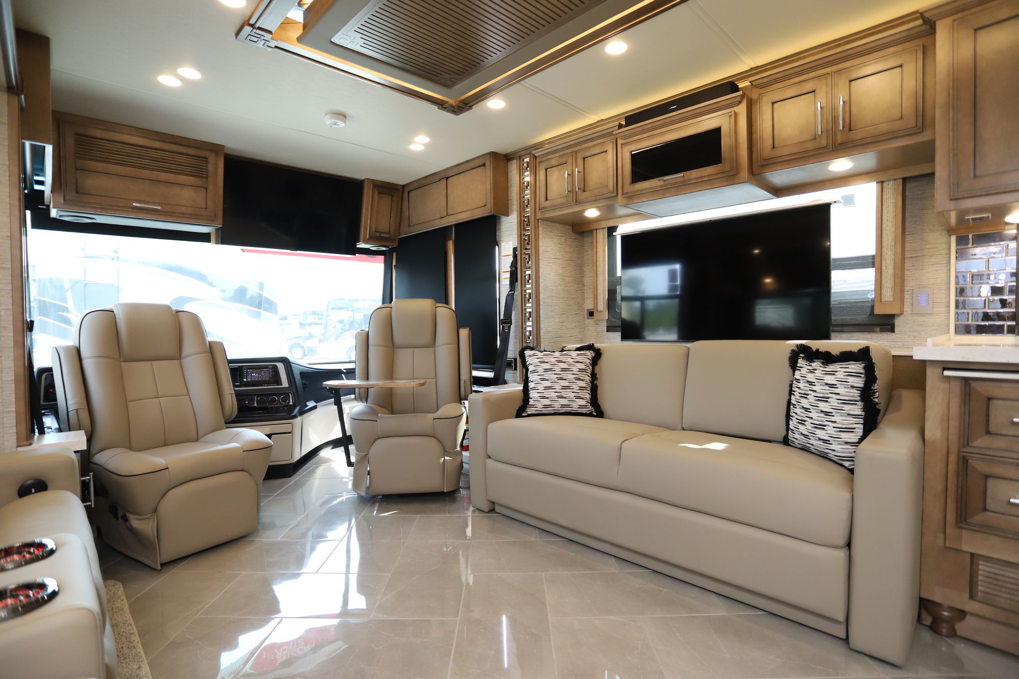 New 2021 Newmar Ventana 4369 Class A  For Sale