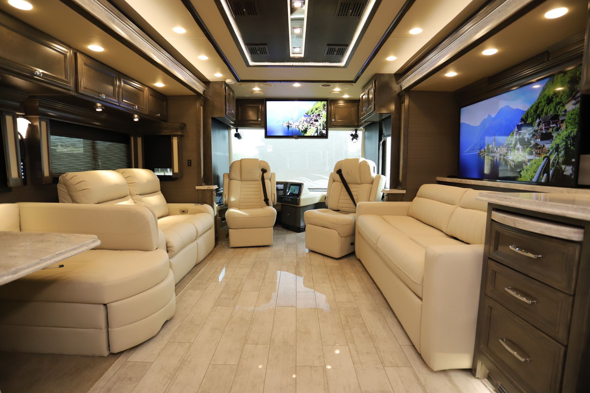 New 2021 Tiffin Motor Homes Phaeton 36SH Class A  For Sale