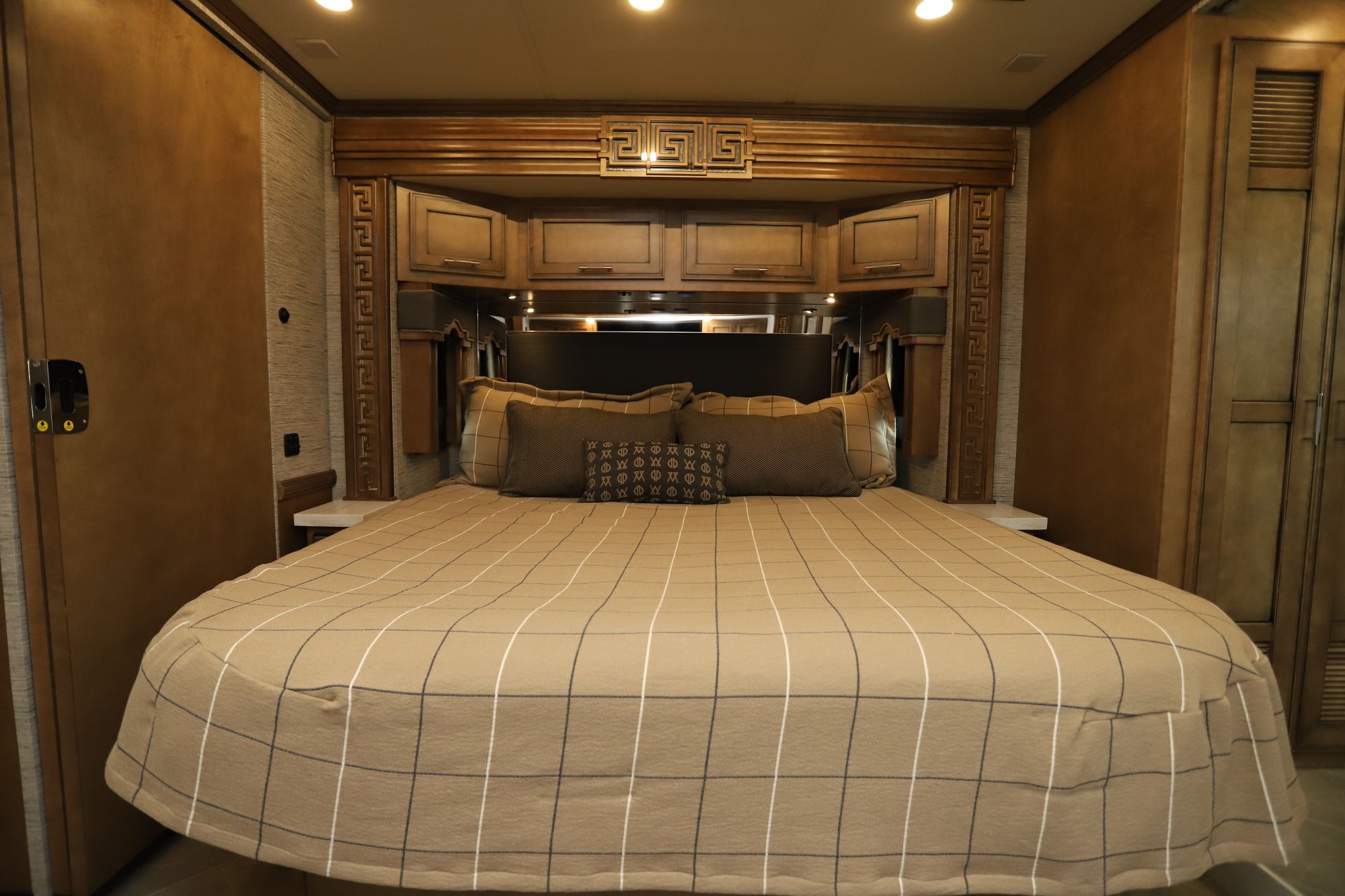 New 2021 Newmar Ventana 4369 Class A  For Sale