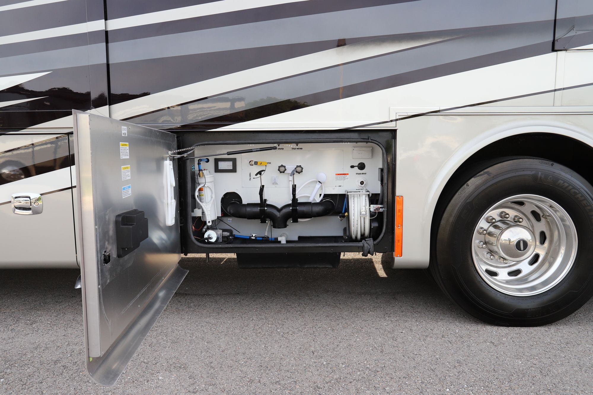 New 2021 Tiffin Motor Homes Phaeton 36SH Class A  For Sale
