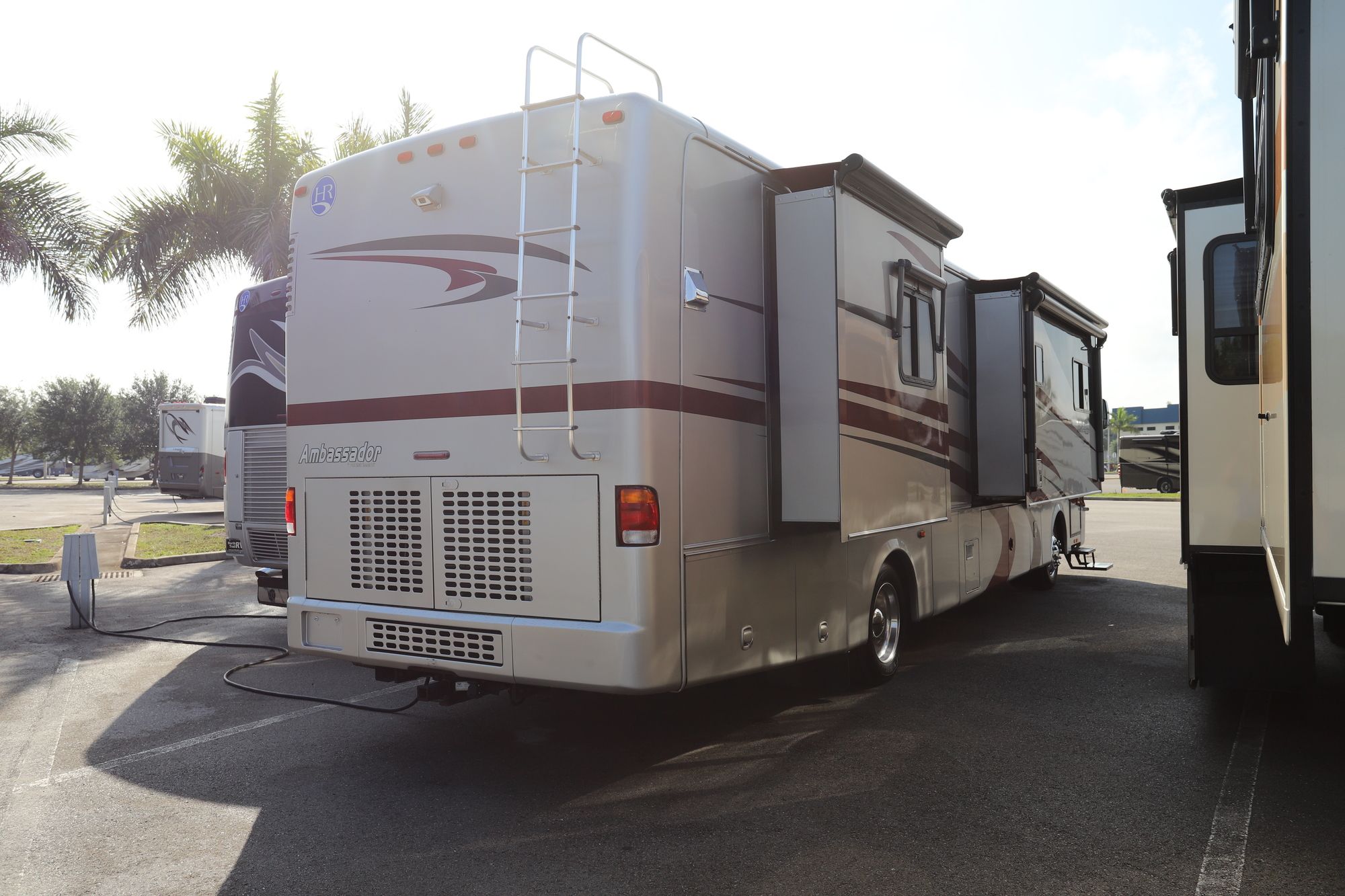 Used 2005 Holiday Rambler Ambassador 38PDQ Class A  For Sale