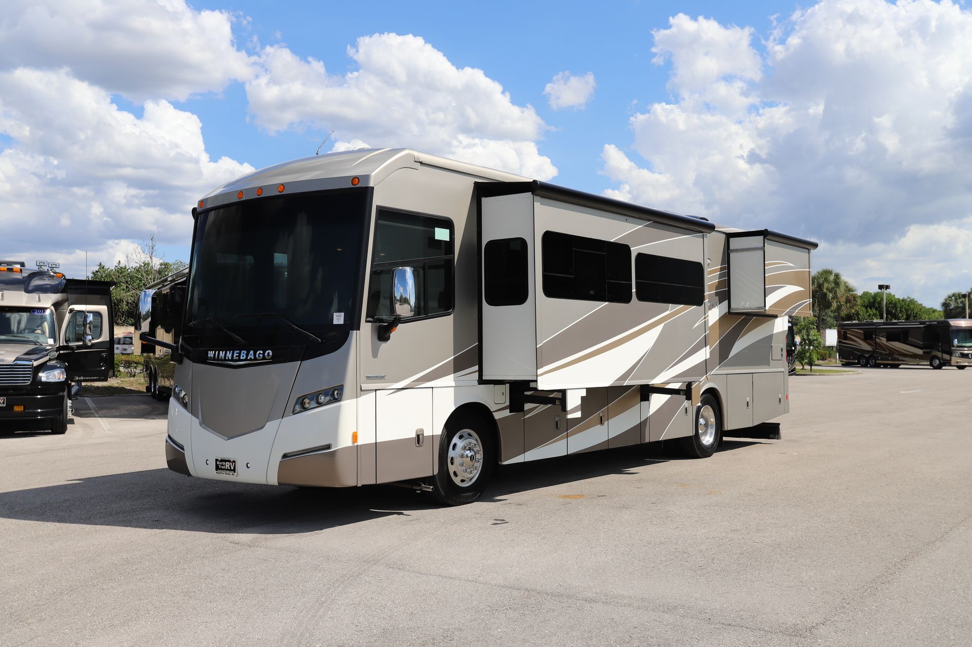 Used 2015 Winnebago Journey 36M Class A  For Sale