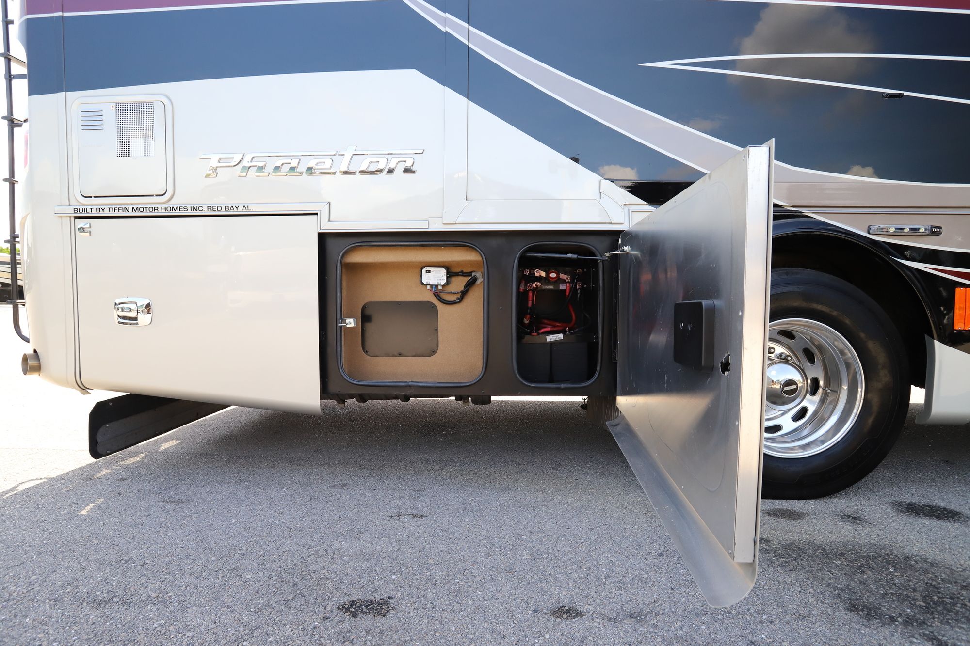 Used 2019 Tiffin Motor Homes Phaeton 37BH Class A  For Sale