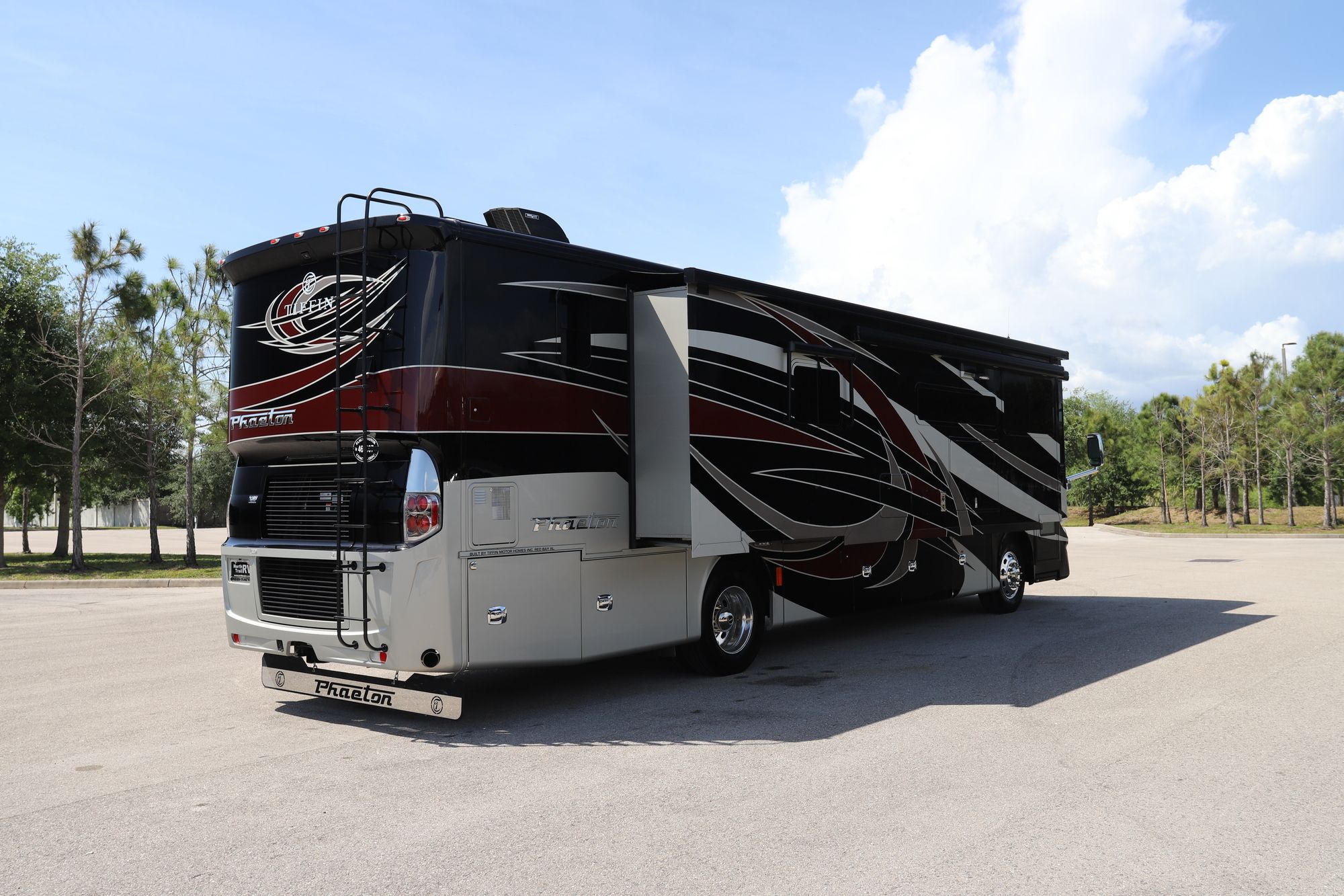 Used 2019 Tiffin Motor Homes Phaeton 37BH Class A  For Sale