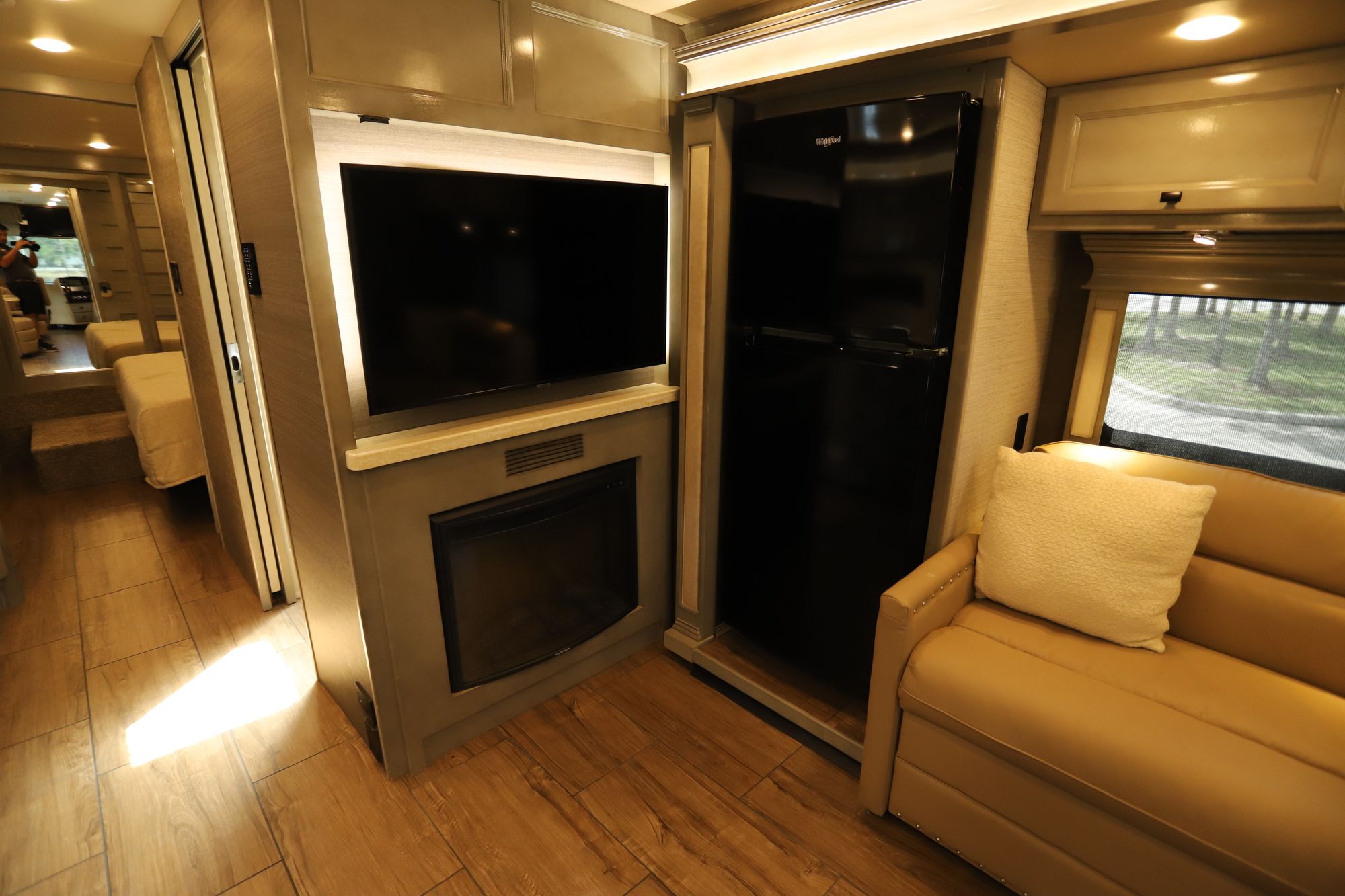 Used 2020 Tiffin Motor Homes Breeze 33BR Class A  For Sale