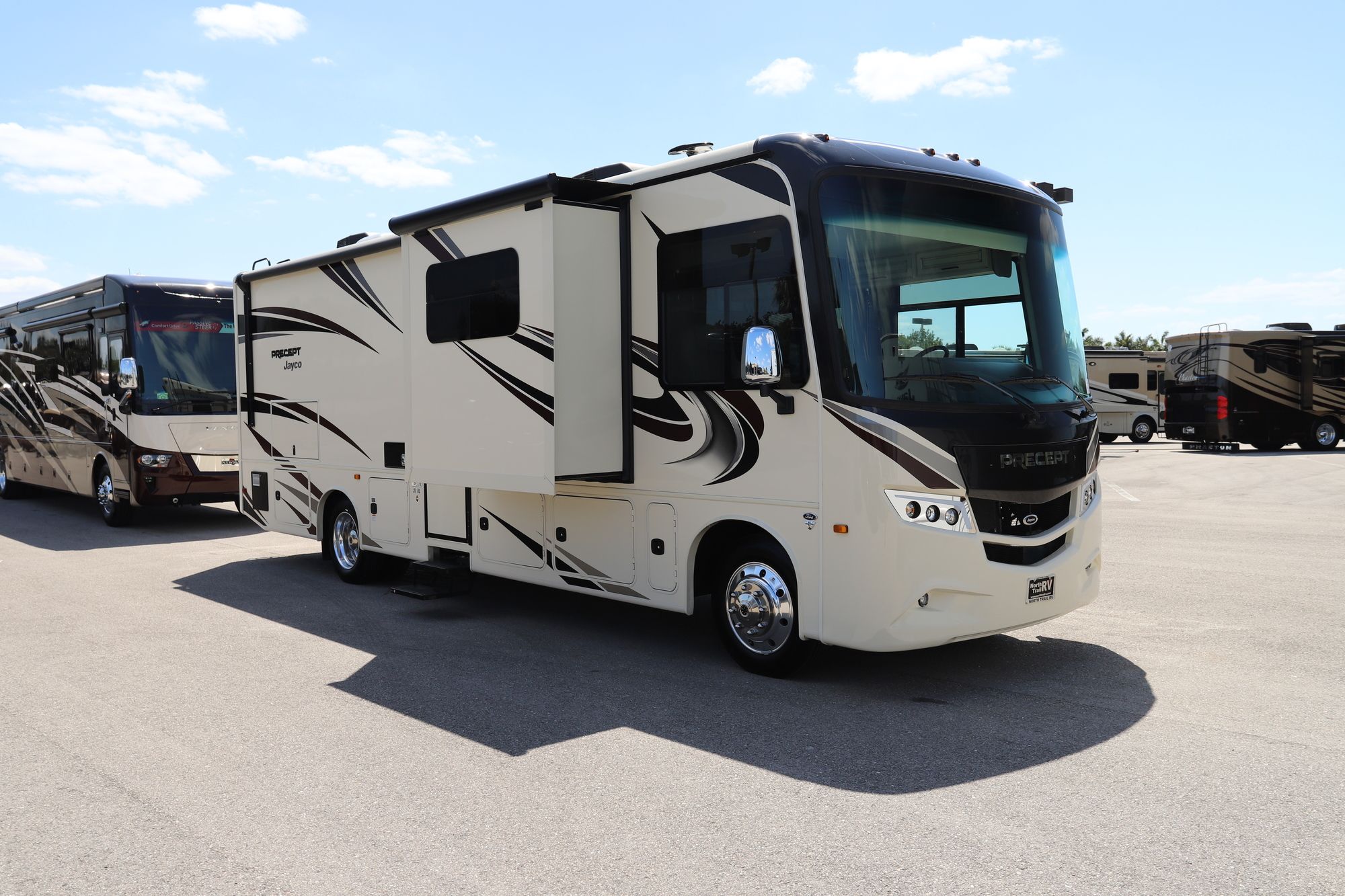 Used 2020 Jayco Precept 31UL Class A  For Sale