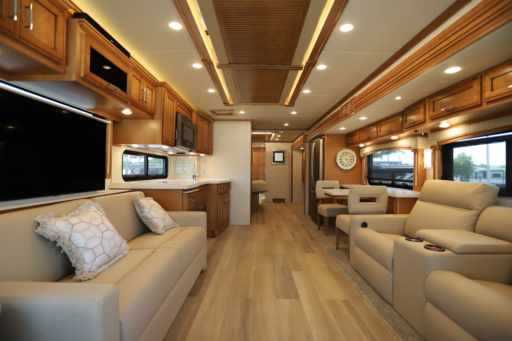 New 2021 Newmar Ventana 4369 Class A  For Sale