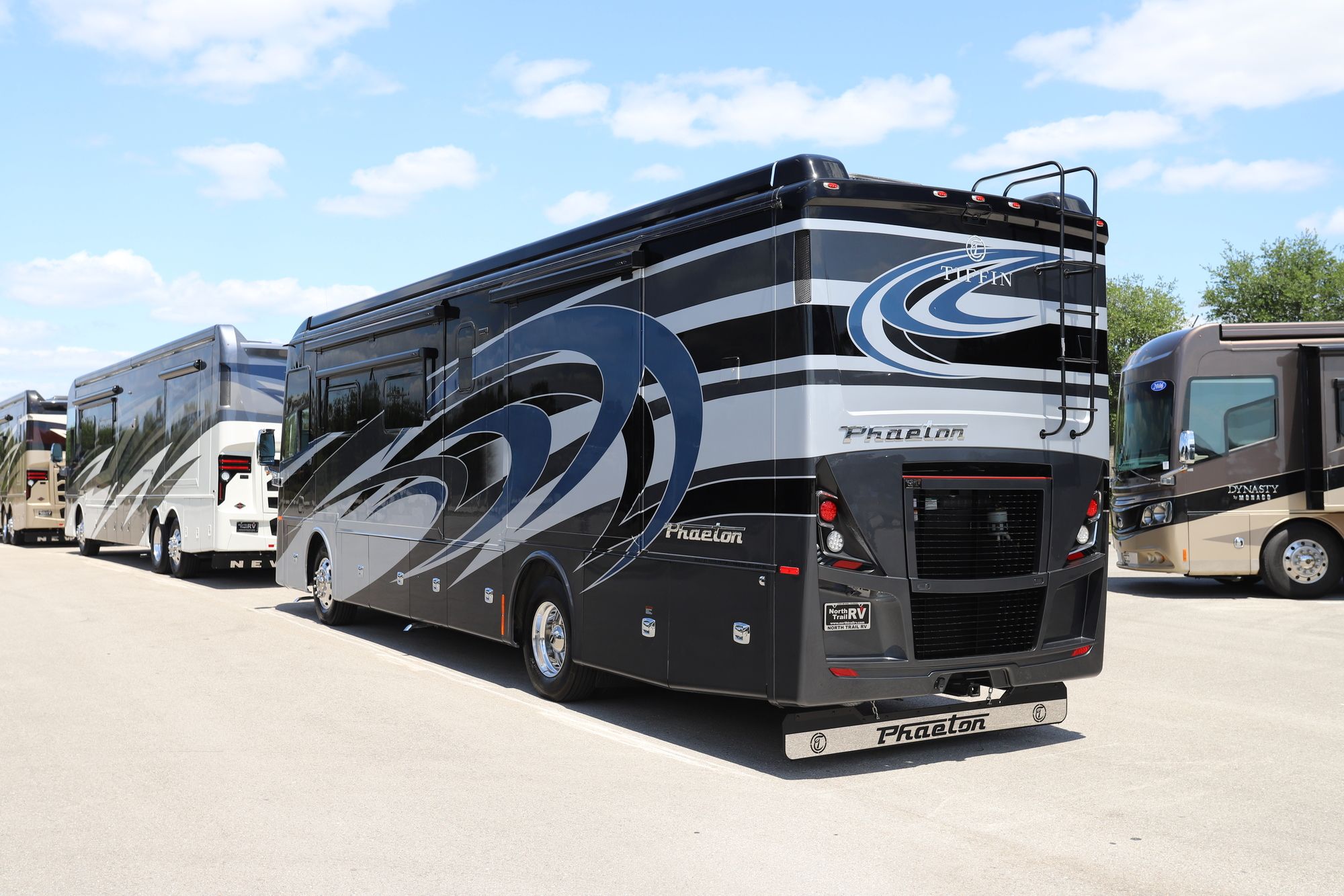 New 2021 Tiffin Motor Homes Phaeton 37BH Class A  For Sale