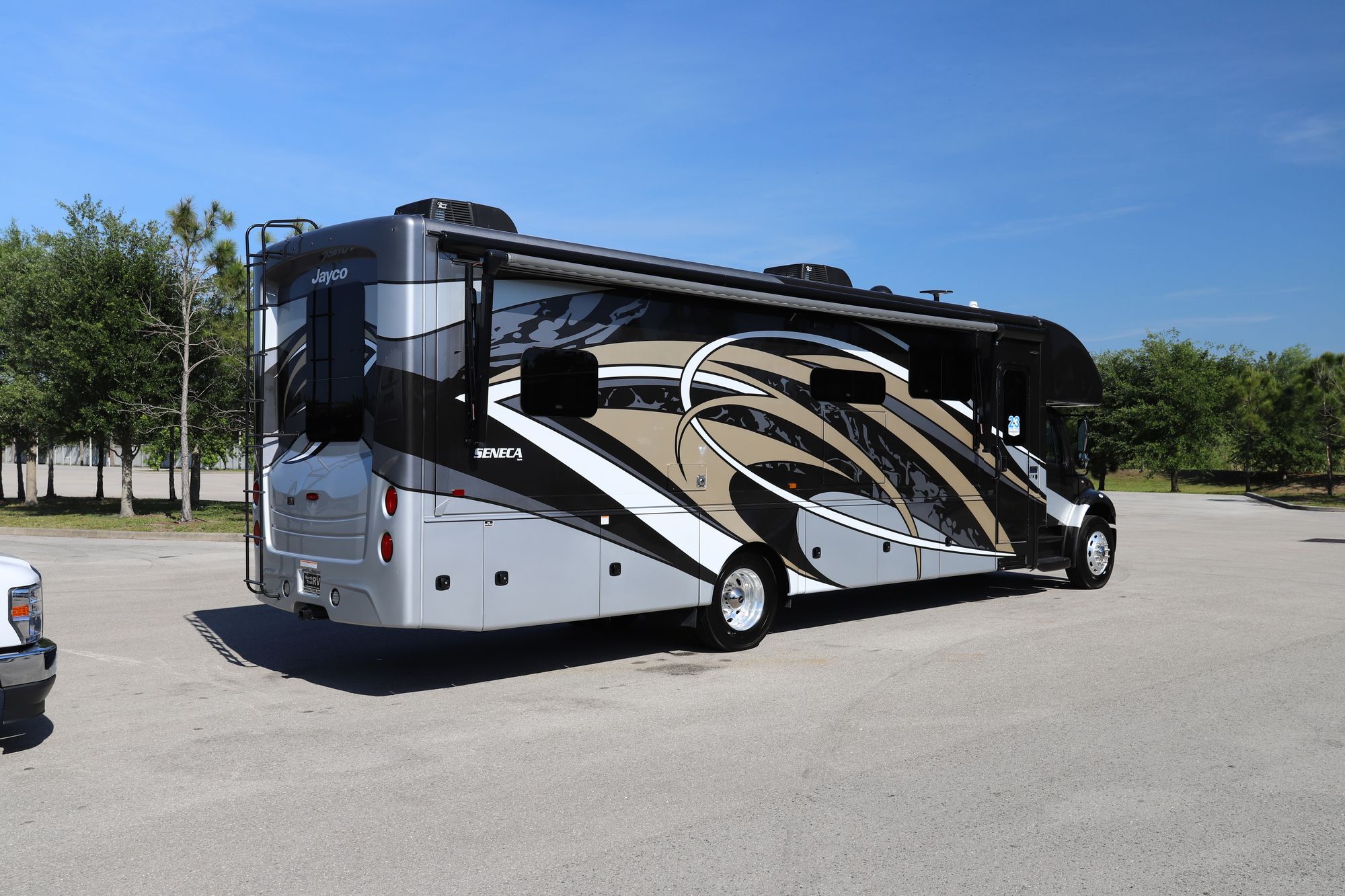 New 2021 Jayco Seneca 37M Super C  For Sale