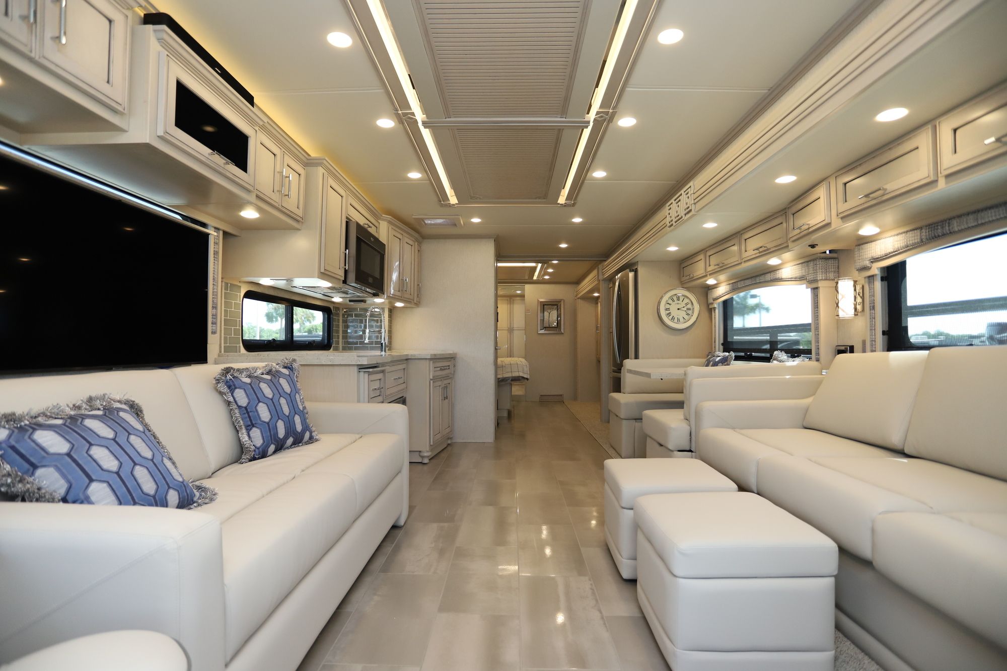 New 2021 Newmar Ventana 4369 Class A  For Sale